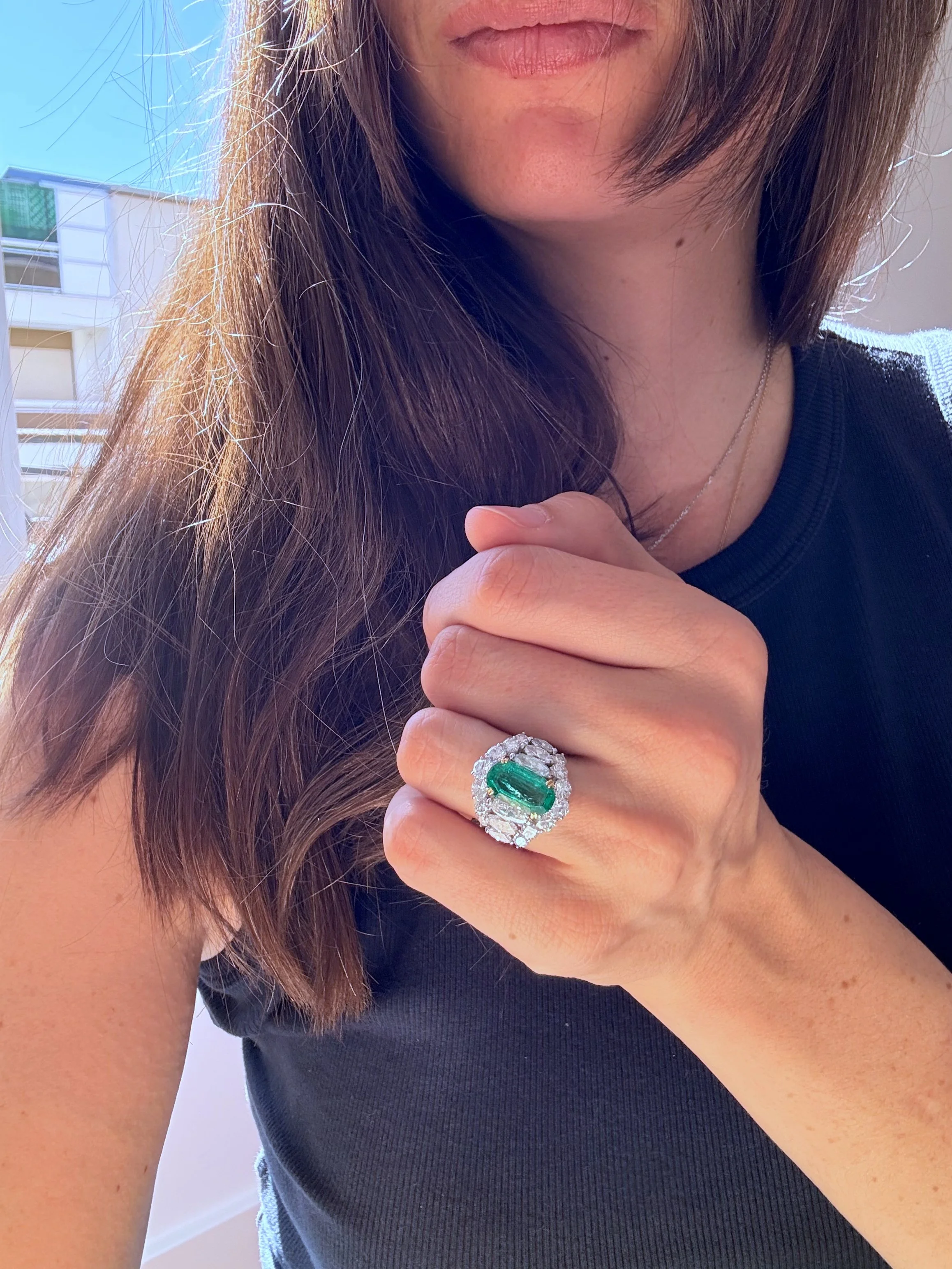 ADR3075-amande-bague-emeraude-diamants-navette-emerald-ring-ovale-green-diamonds-fiancailles-mariage-aniversary-anniversaire16.jpeg