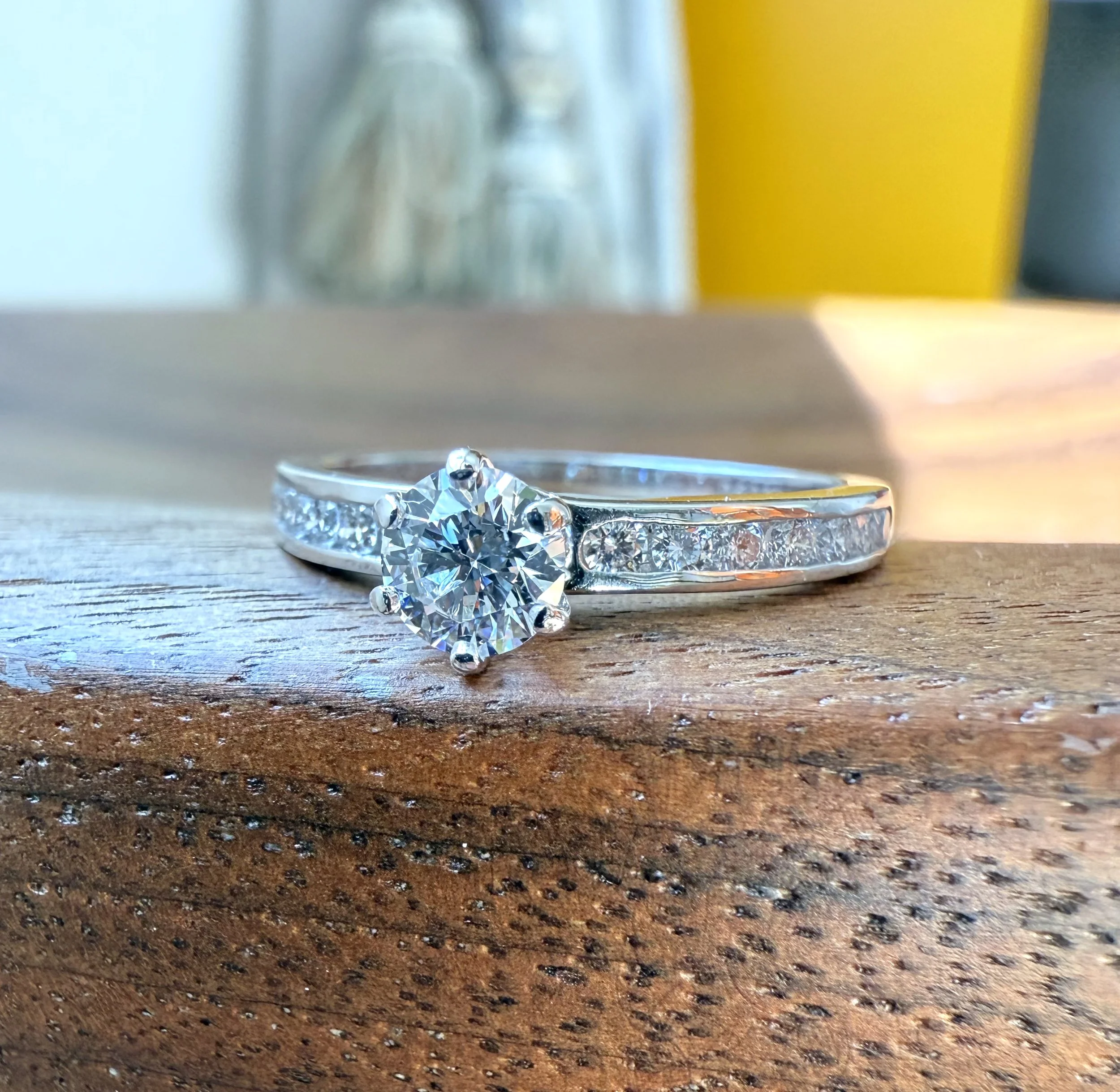 ADR2886-TCO-bague-mariage-fiancailles-diamants-diamond-ring-solitaire-wedding-husband-shesaidyes-wife2.jpeg