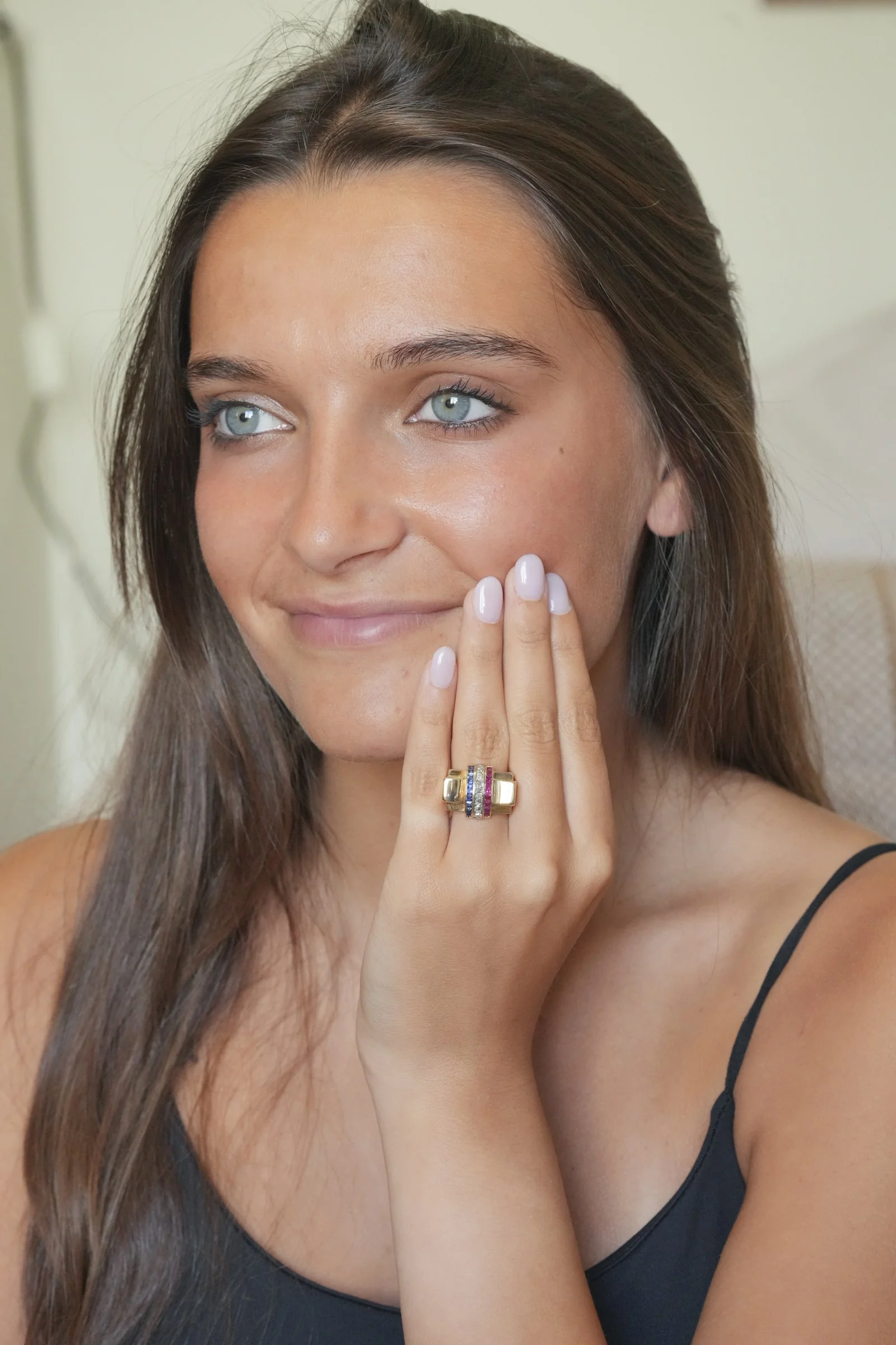 ADR3135-bague-tank-patriotique-or-saphirs-rubis-diamants-french-ring3.jpg