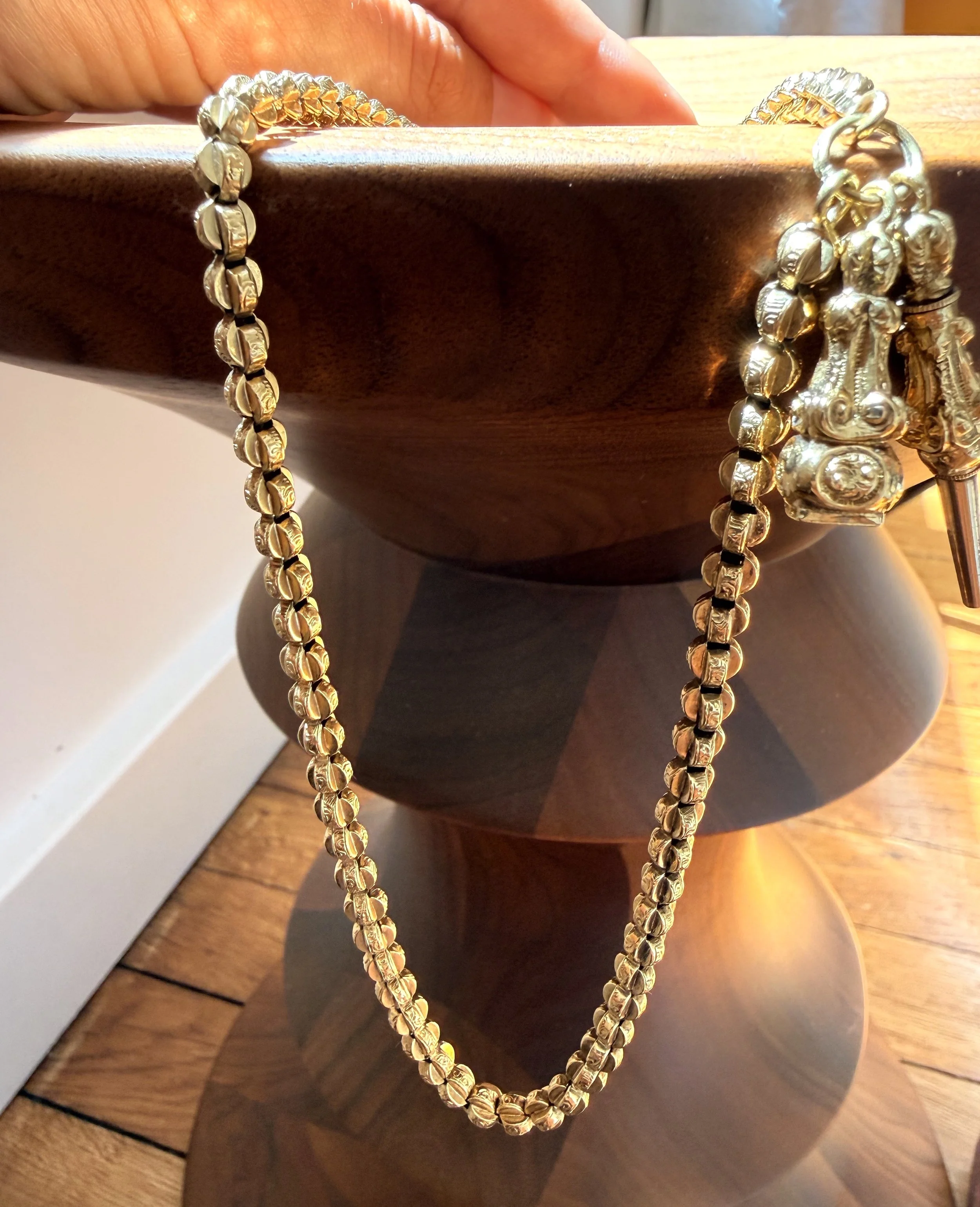ADR3032-collier-ancien-or-jaune-pendentif-vintage-sceau-cachet-ancien-bijoux-paris-french3.jpeg