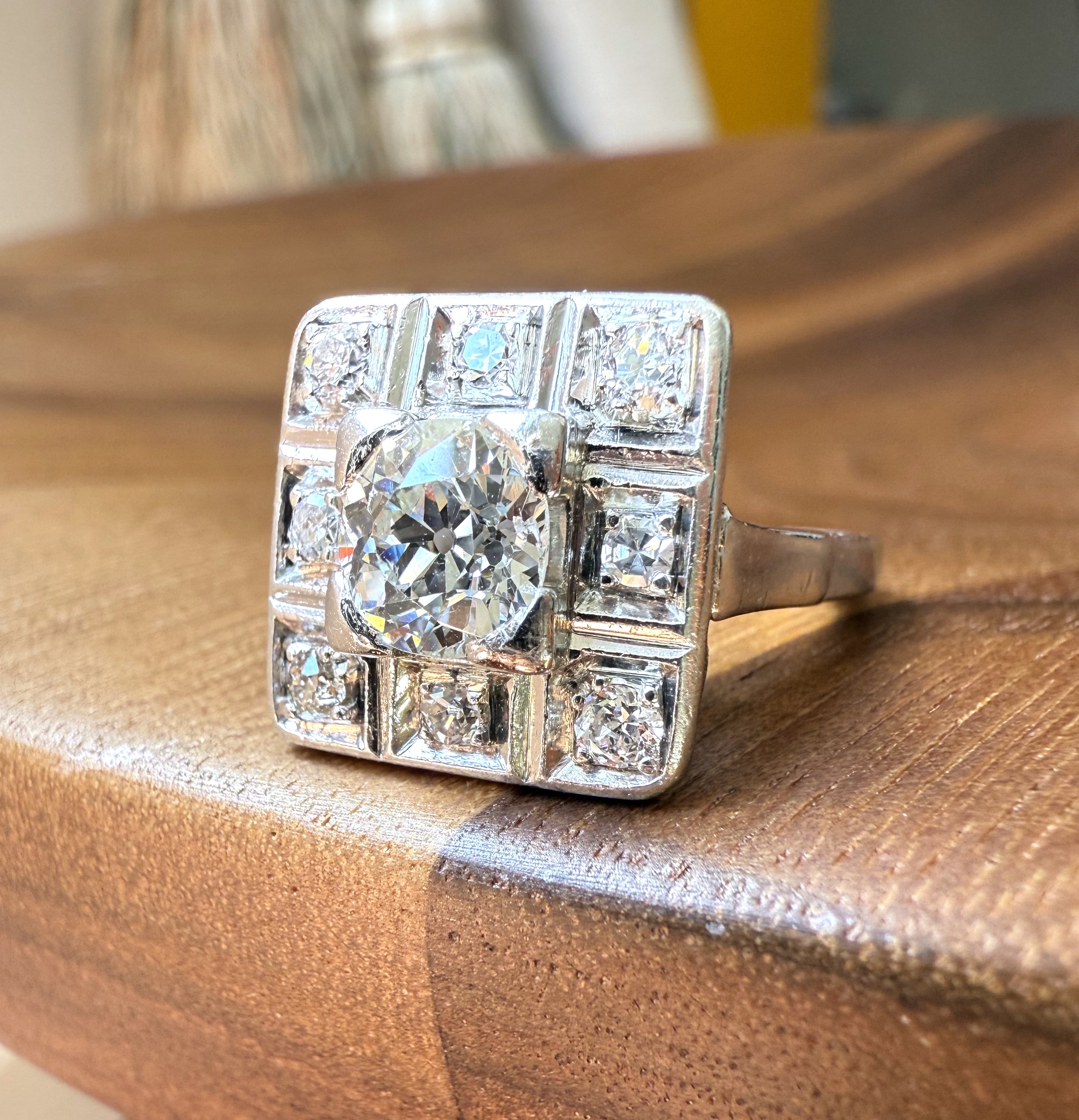 ADR2747-bague-diamants-la-céleste-cadeau-naissance-fiancaille-mariage-anniversaire-forme-carrée (1).jpeg