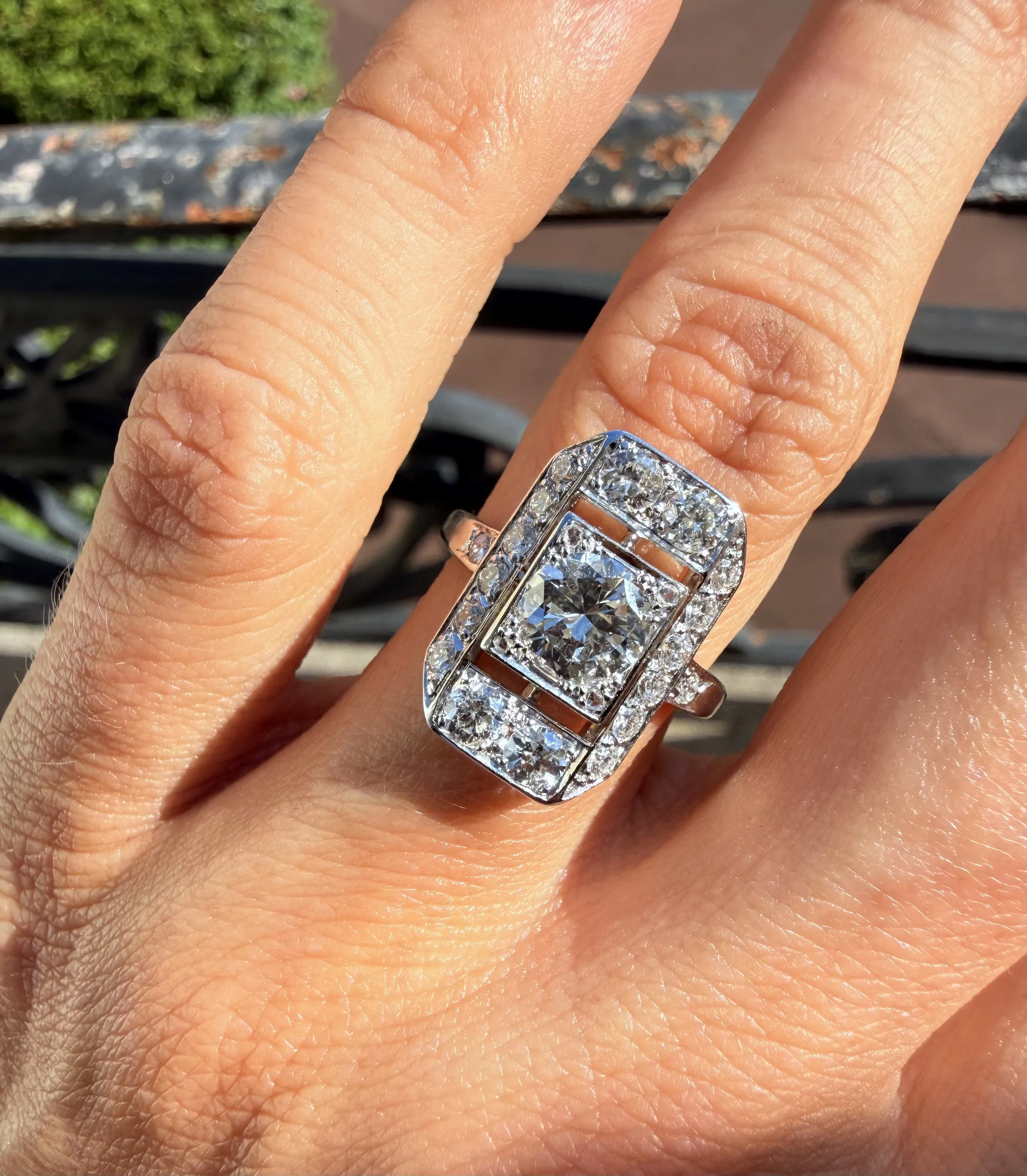 ADR3127-Clarisse-Bague-art-deco-diamants-rectangulaire-vintage-mariage-fiancailles8.jpeg