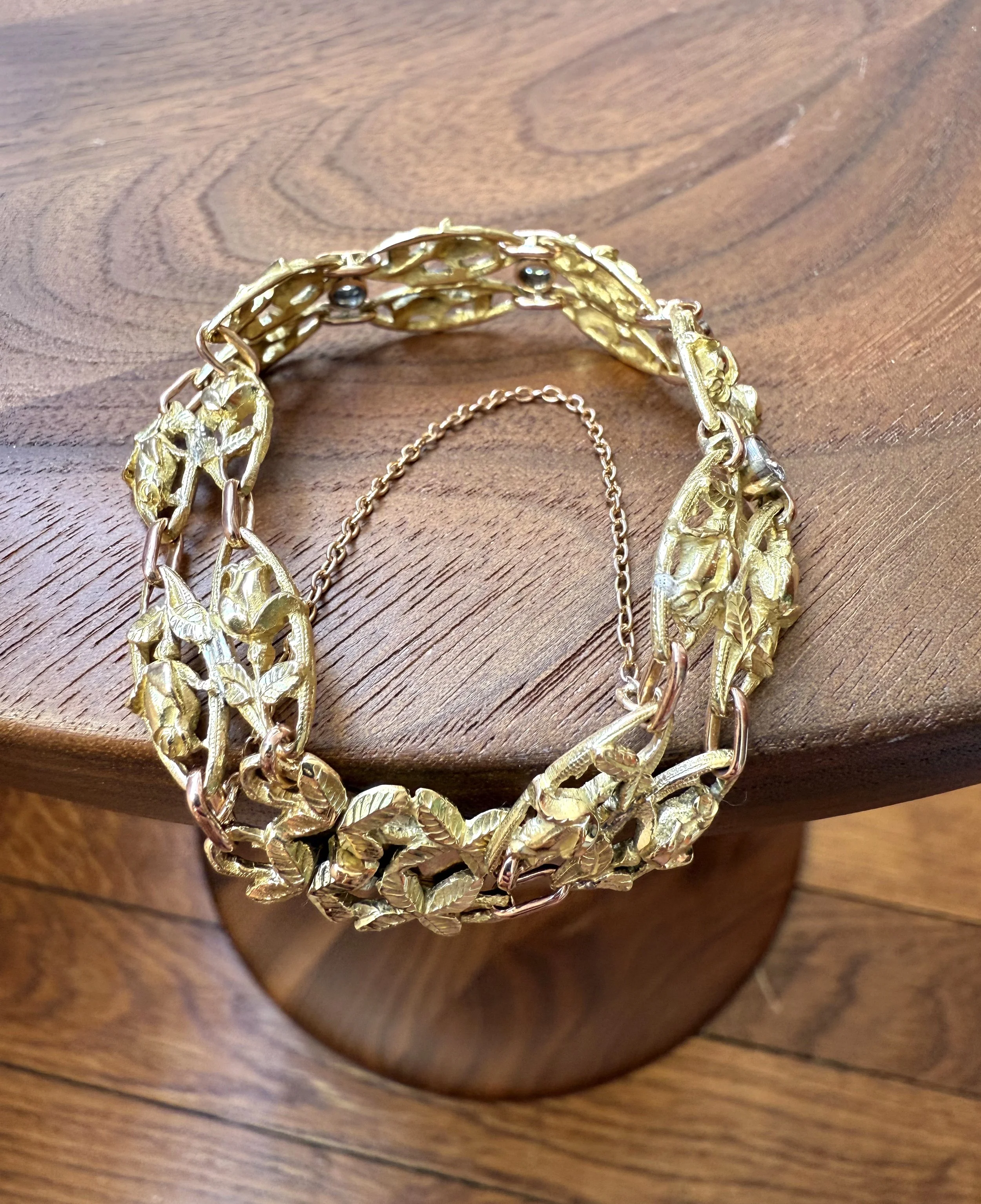 ADR2847-bracelet-or-jaune-diamants-cadeau-naissance-anniversaire (3).jpeg