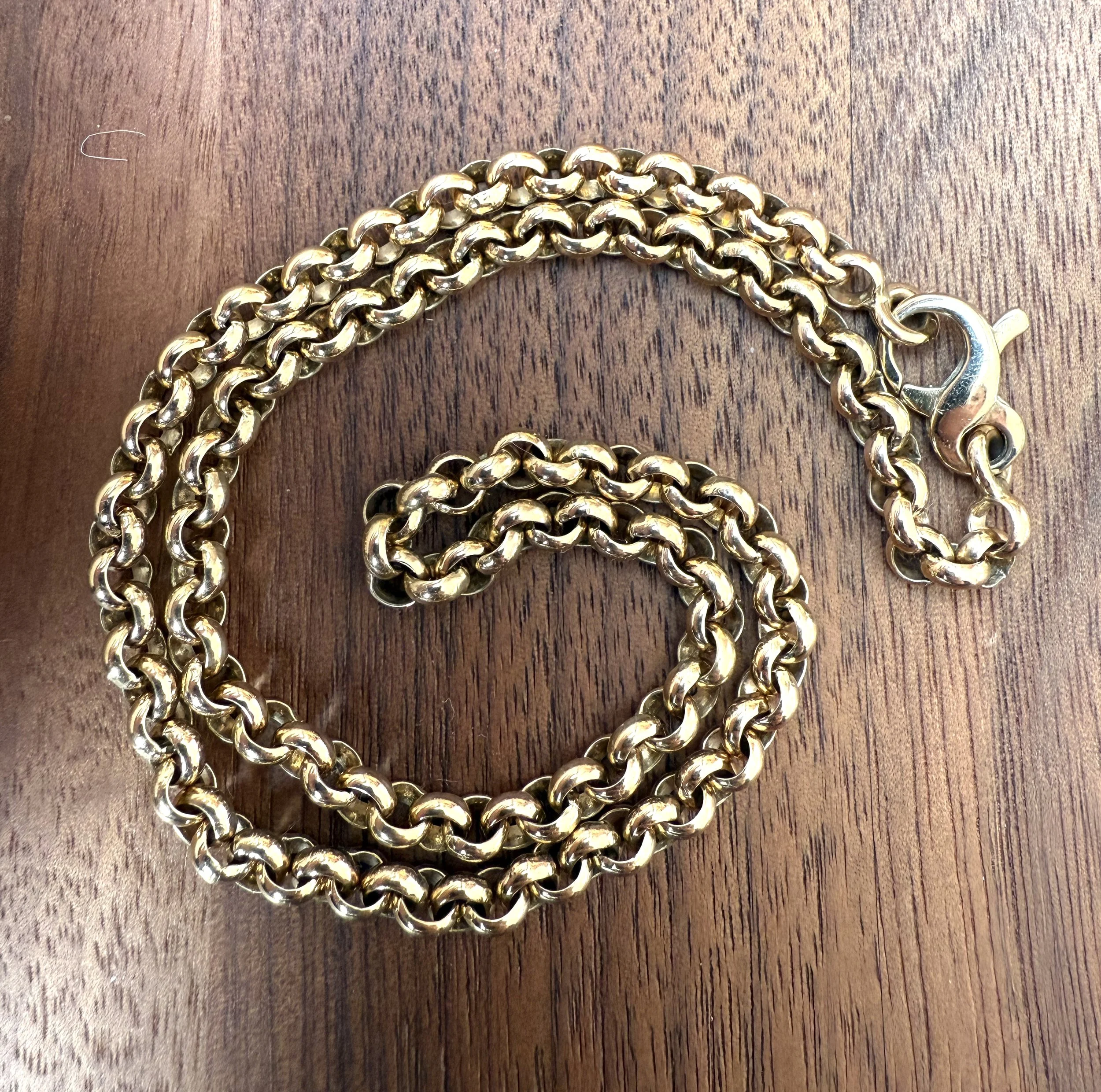 ADR2060-2-collier-chaine-maille-forcat-ronde-or-jaune-gold-necklace9.jpeg