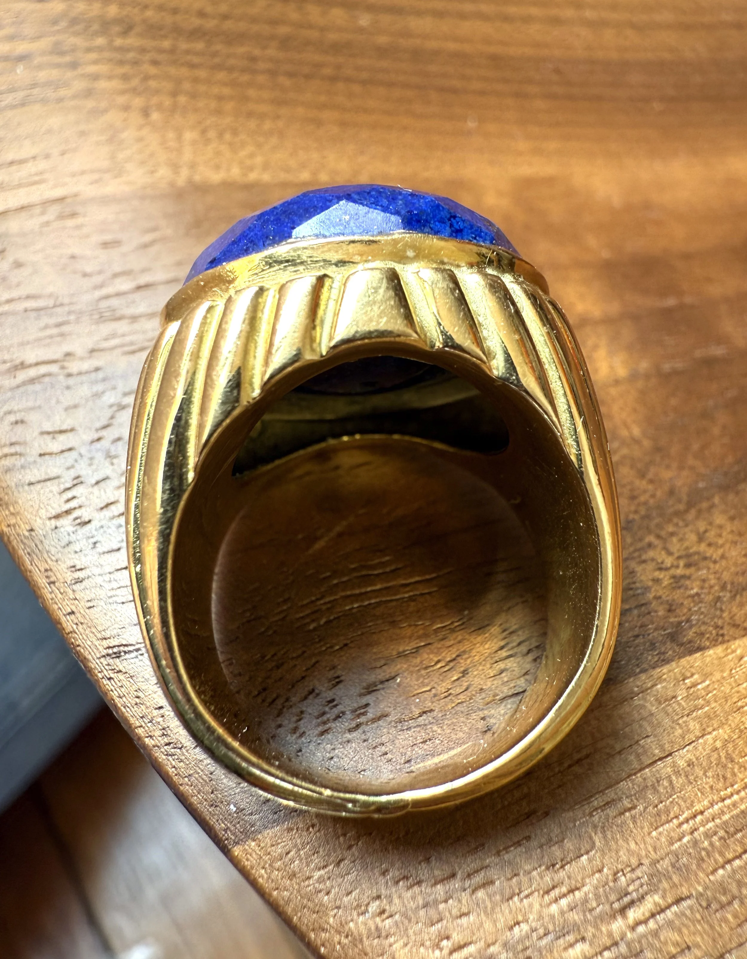 LP369B-bague-or-jaune-pierre-bleu-cadeau-anniversaire-naissance-mariage-or-jaune (5).jpeg