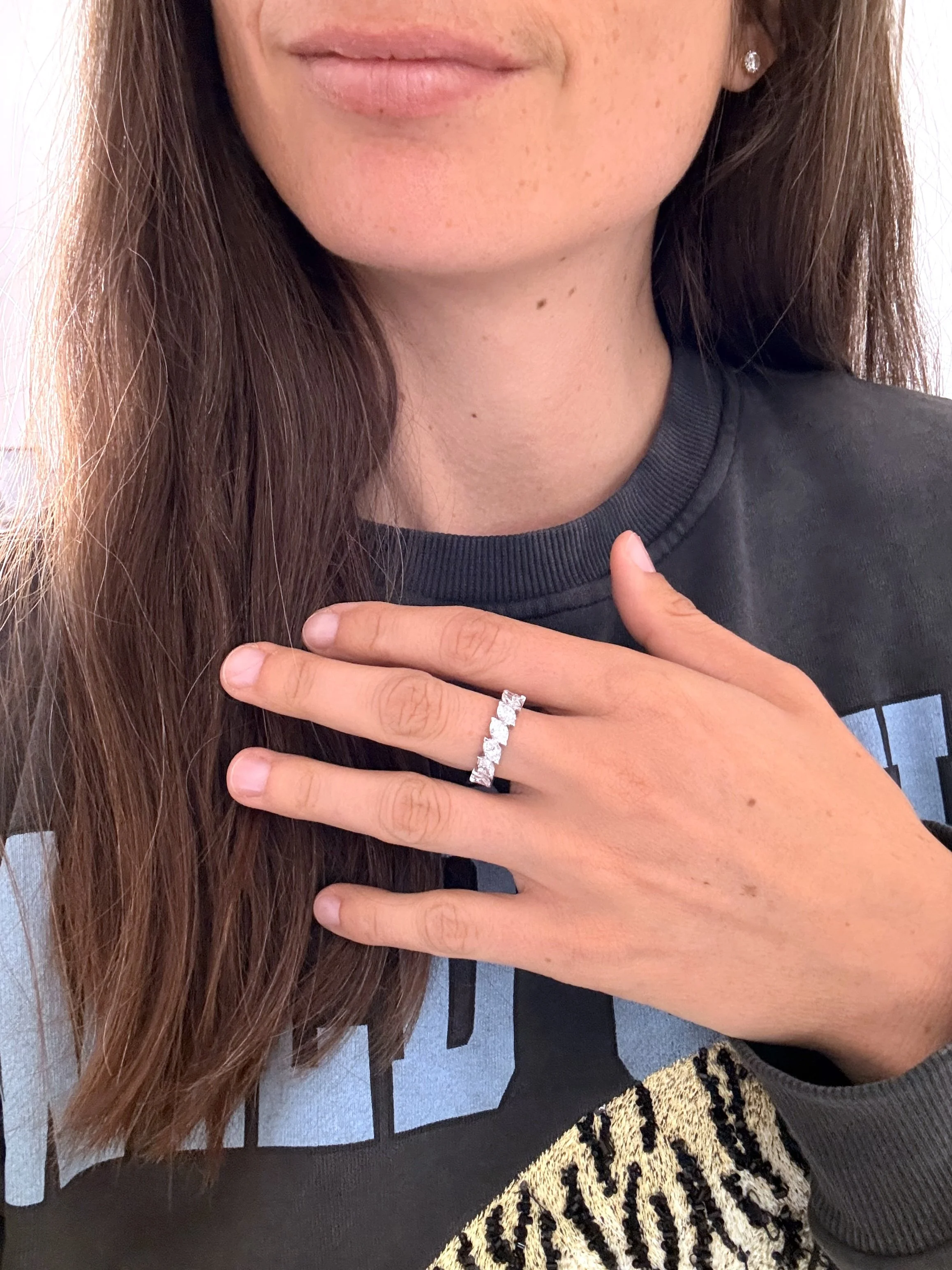 ADR3067-somptueuse-alliance-tour-complet-diamants-navette-marquise-diamonds7.jpeg
