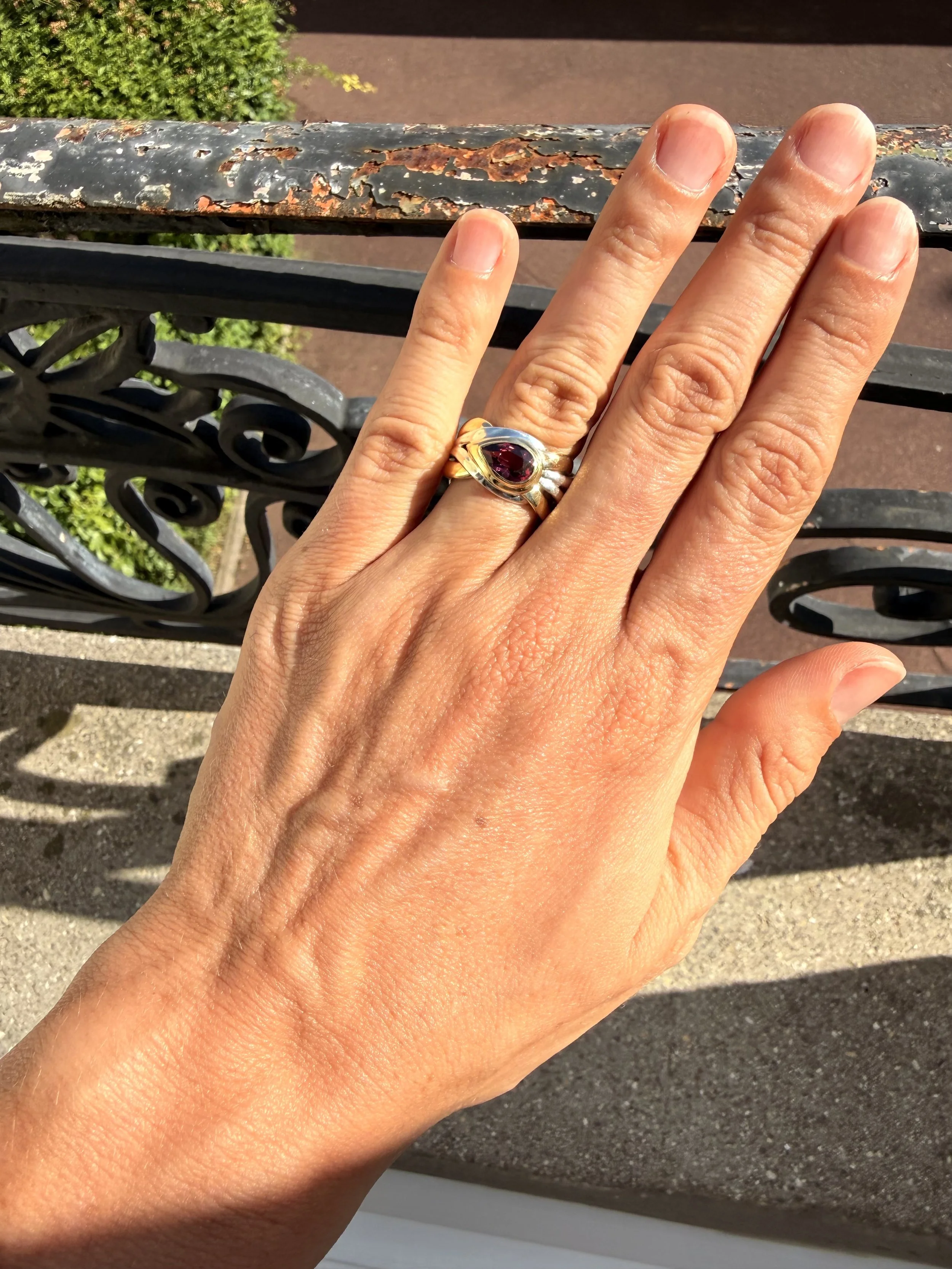 ADR3041-Christofle-Bague-or-jaune-argent-amethyste-poire-rare-signee-poiconnee-bague-vintage2.jpeg