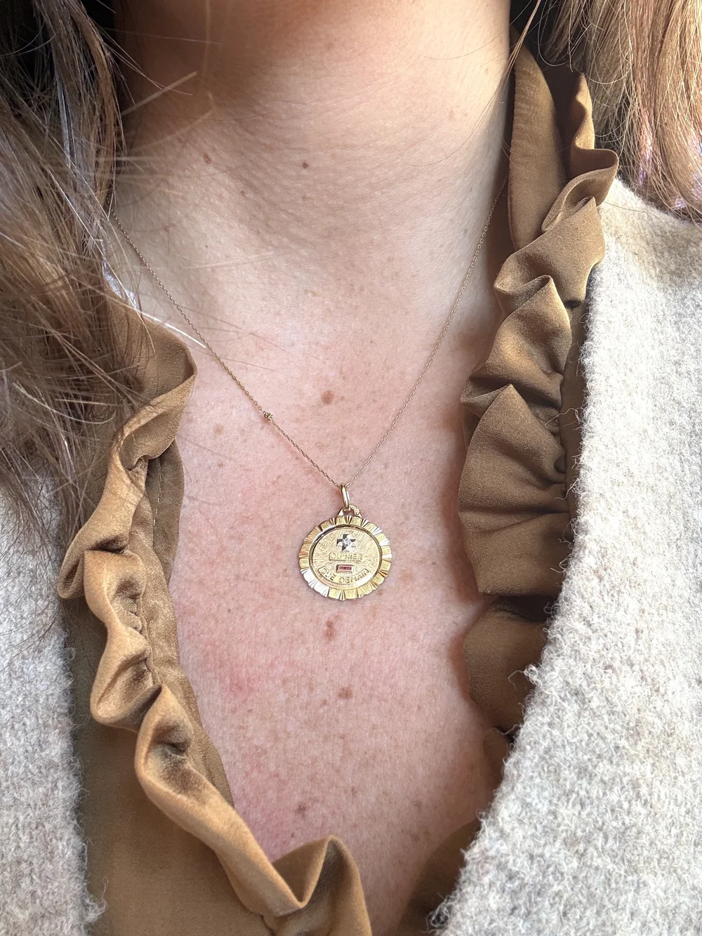 Pendentif Médaille D'amour AUGIS Or 18k Rubis Vintage - 