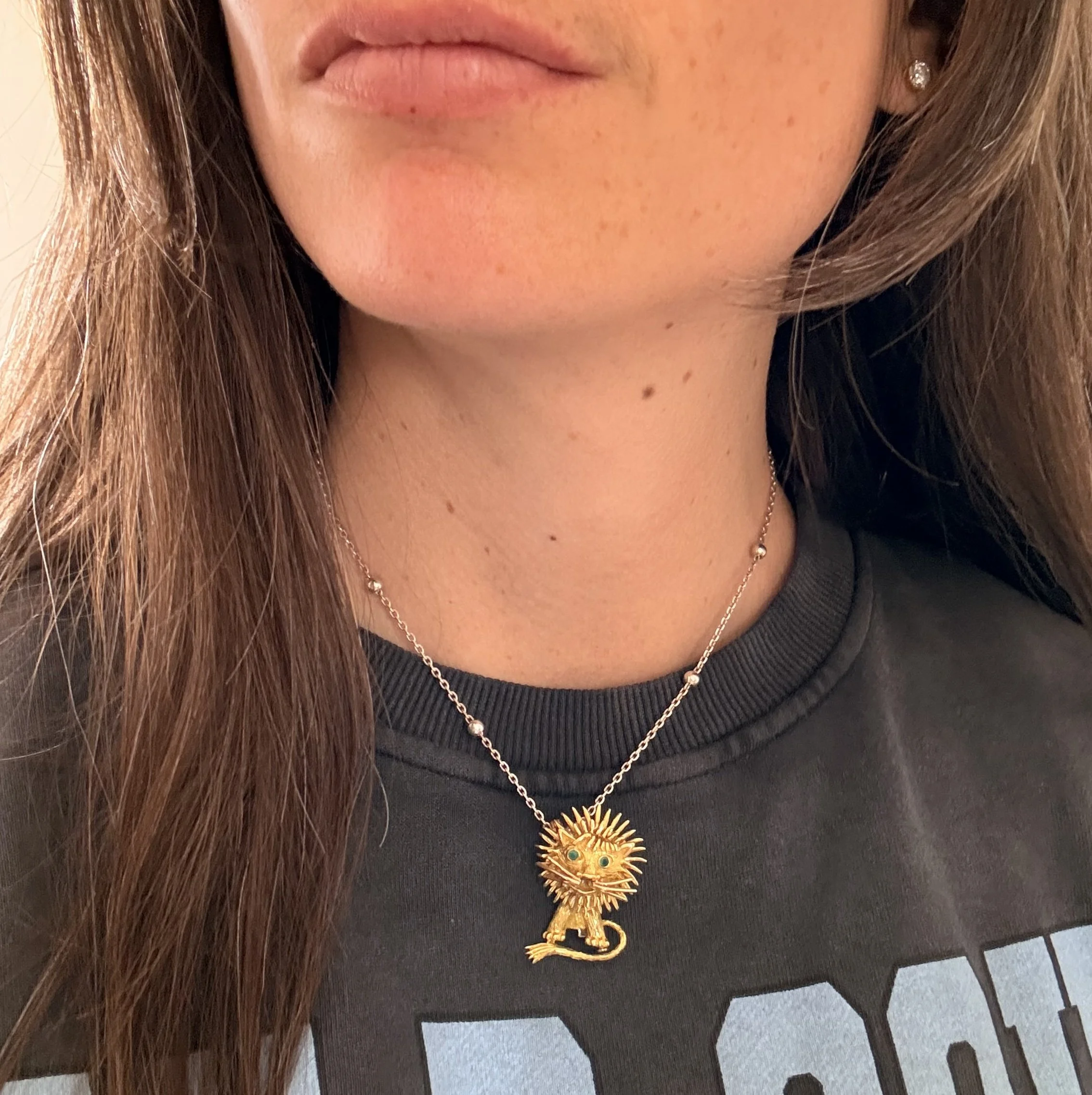 ADR2995-Broche-pendentif-lion-or-jaune-gold-lion-pendant7.jpeg