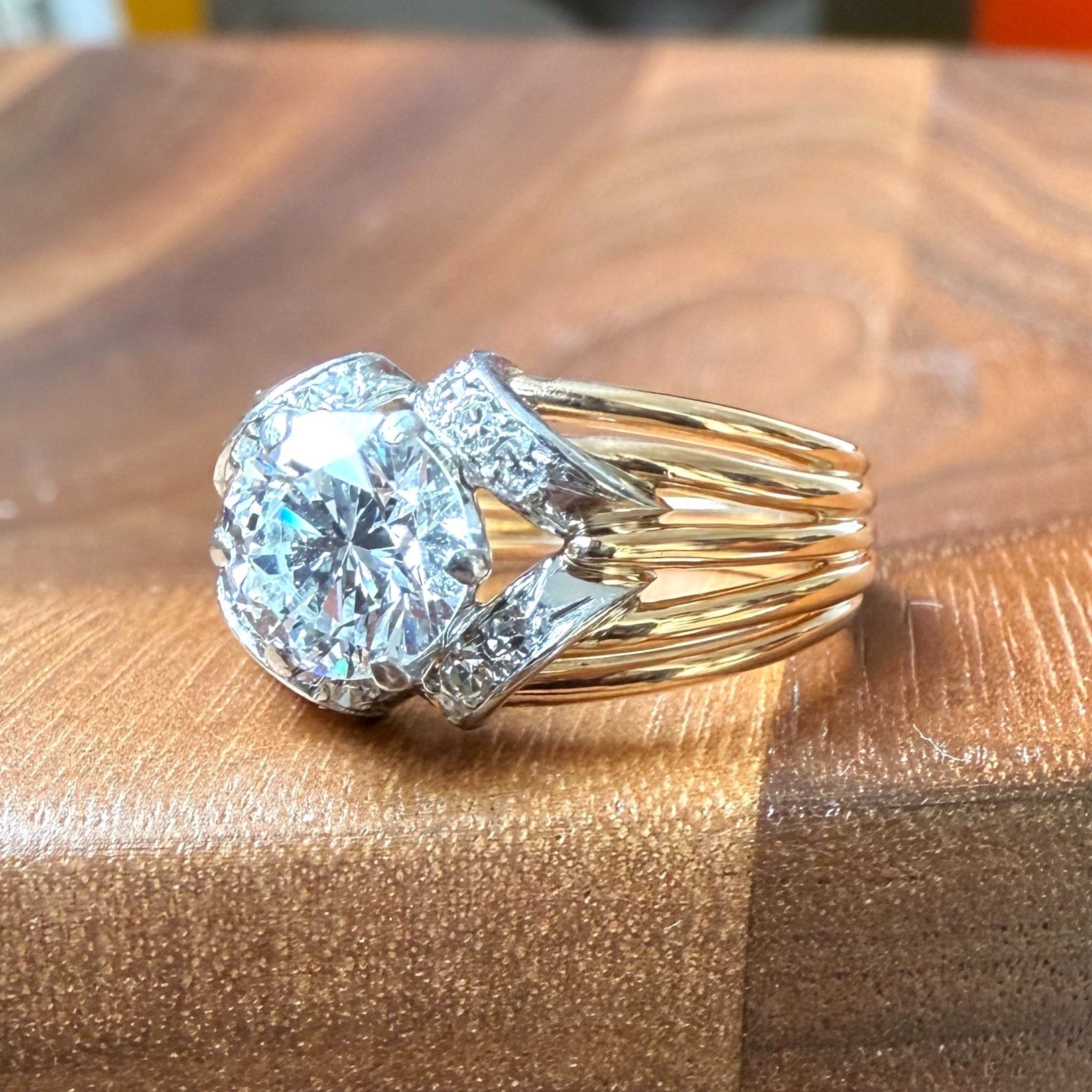 ADR2816-Bague-vintage-ancienne-diamant-or-jaune-diamond-ring-estate-famille-genration-transmission-bijoux-anciens2.jpg