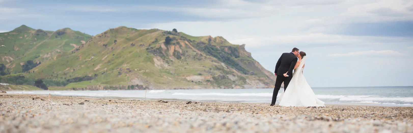 Henry & Helen - Mana Lodge wedding photography, Hawke's Bay