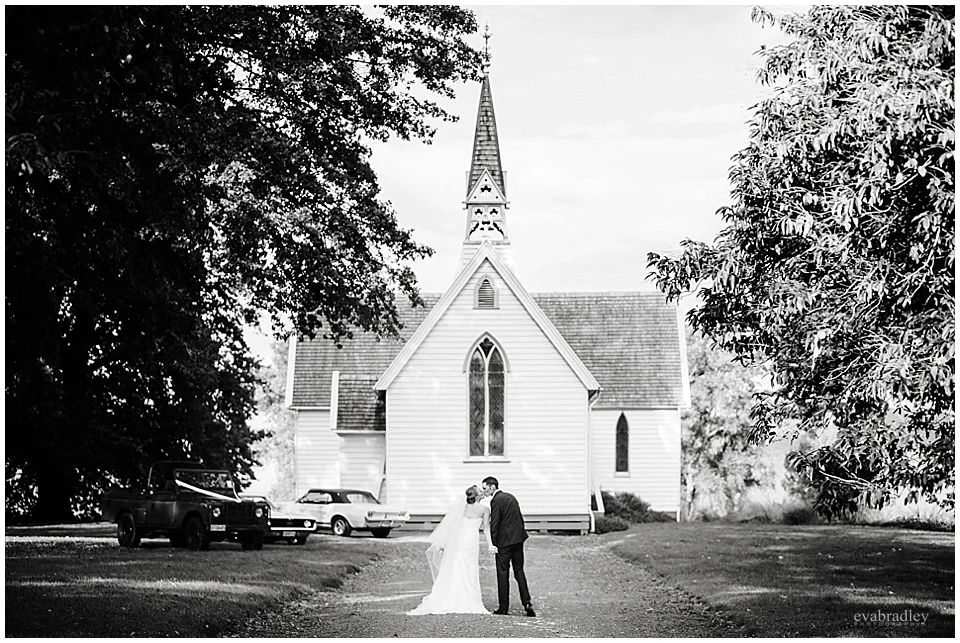 Sileni Winery wedding by Hawkes Bay wedding photographers, Eva Bradley Photography