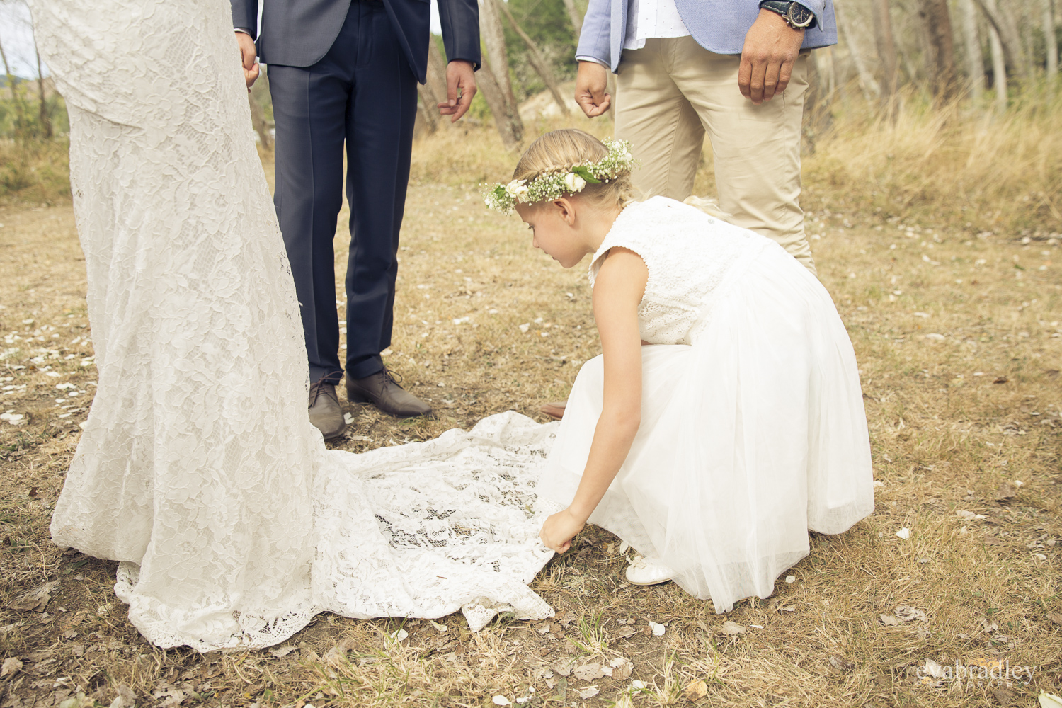 hawkes-bay-photographers-flowergirl