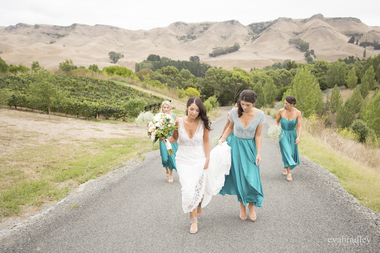 bride-at-black-barn-winery