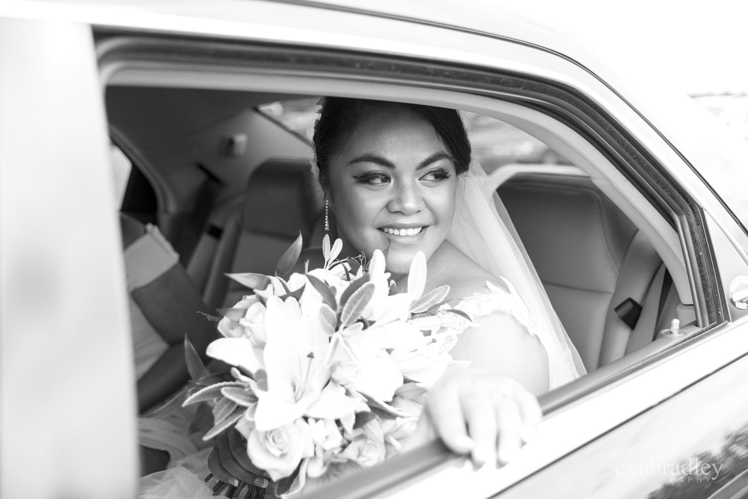 bride-hawkes-bay-wedding-photography