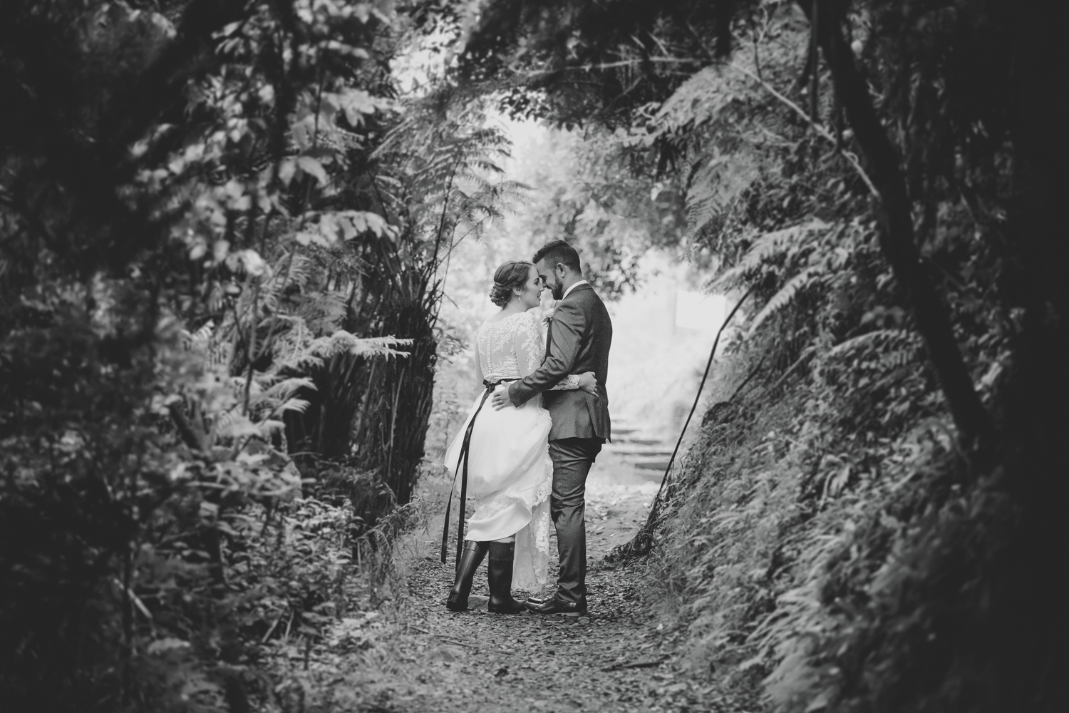 bride-gumboots-wedding-photography