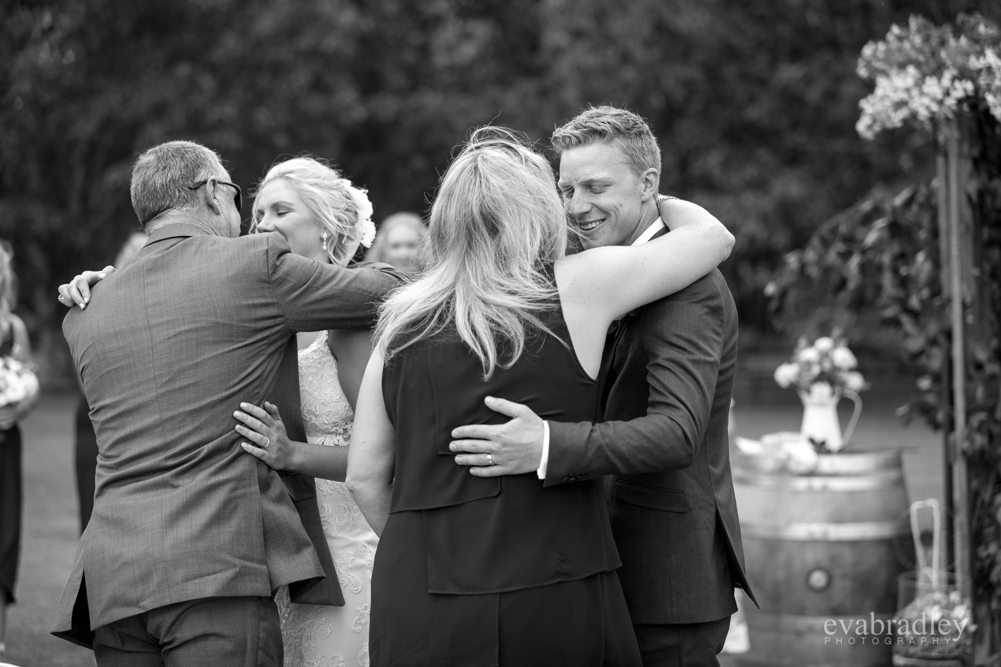top-10-best-new-zealand-wedding-photographers