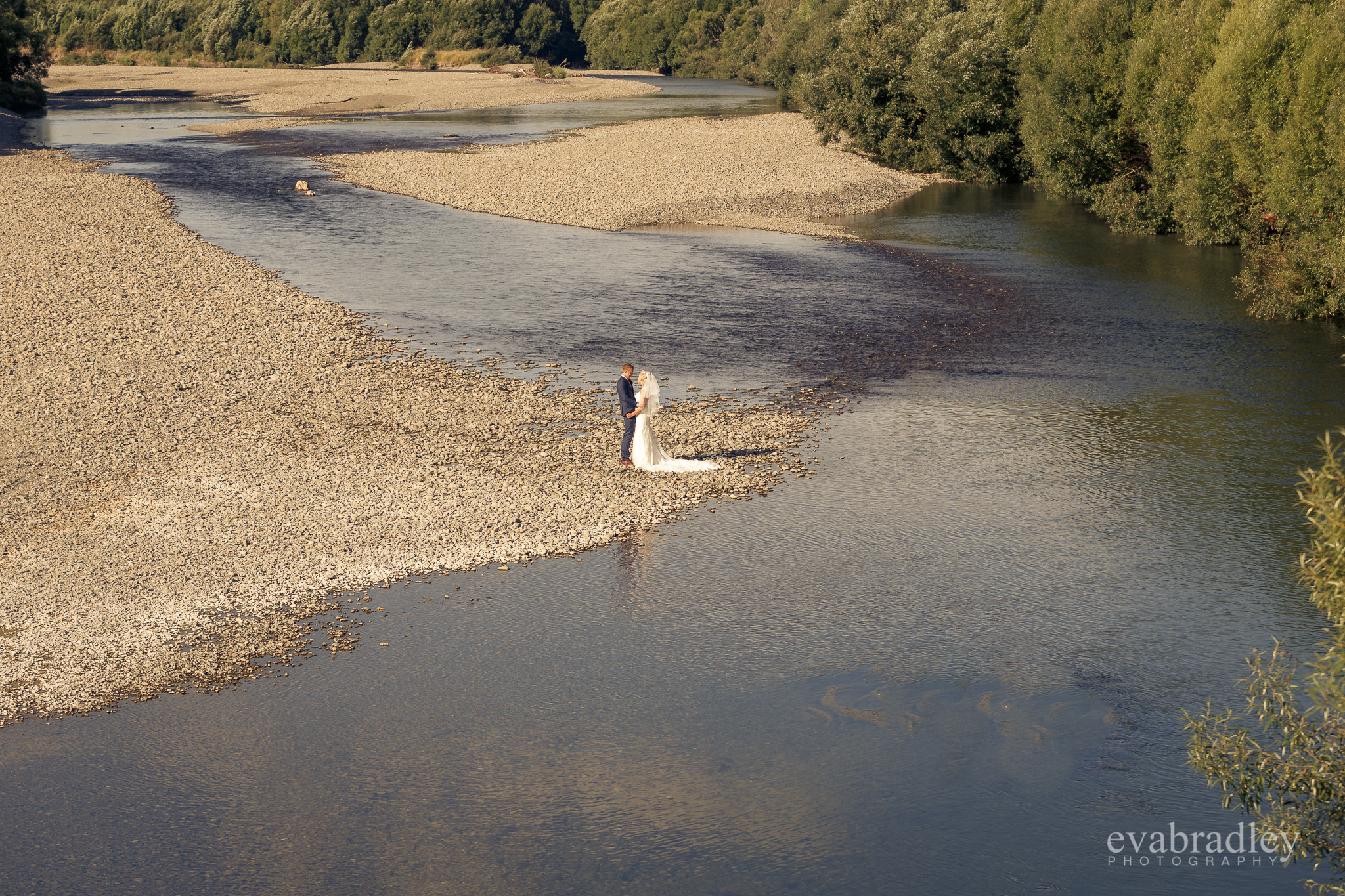 nz-river-wedding-photography-eva-bradley