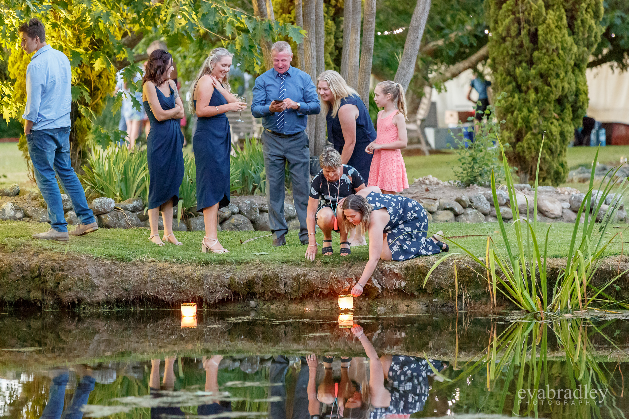 floating-candles-nz-wedding