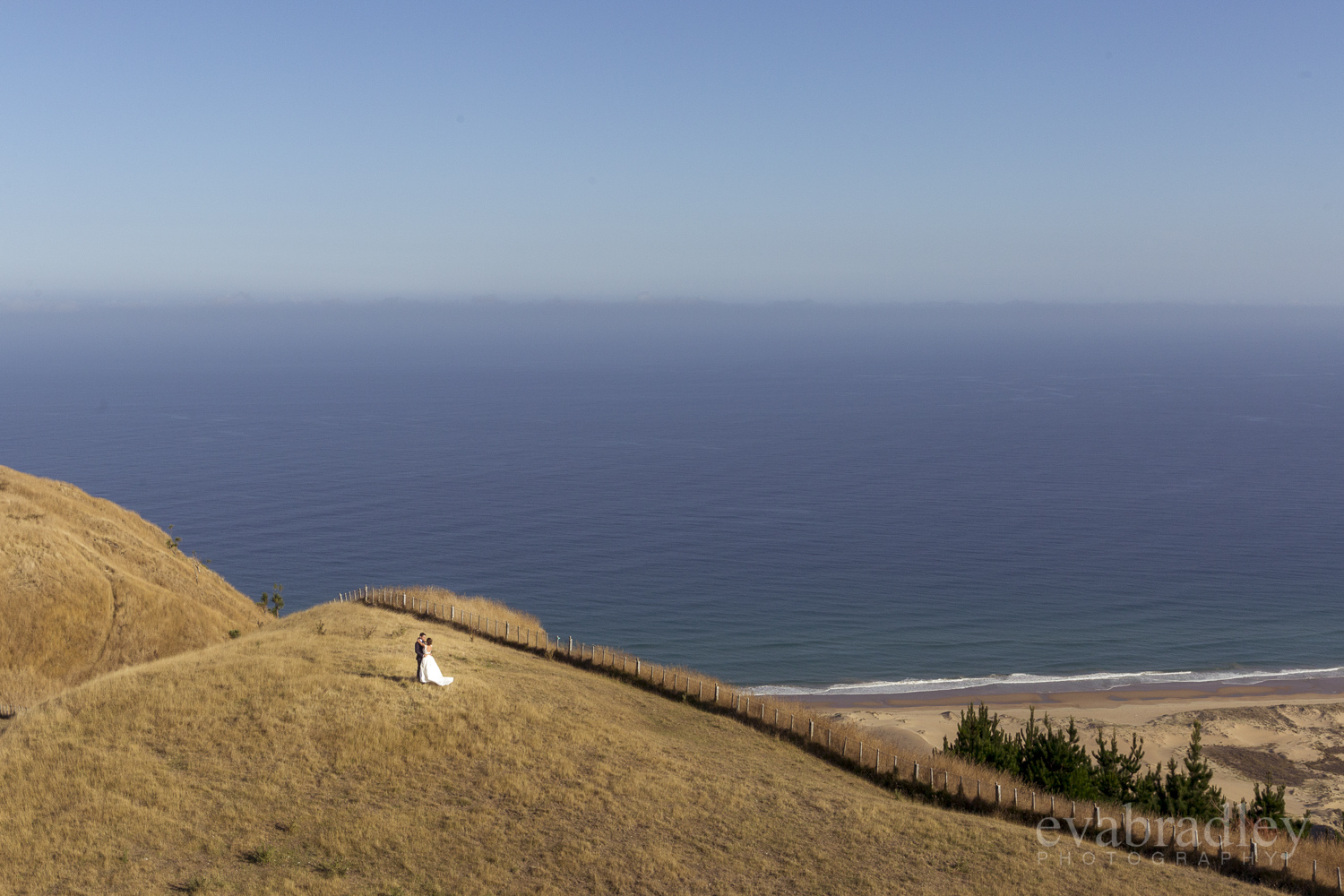 eva-bradley-hawkes-bay-weddings