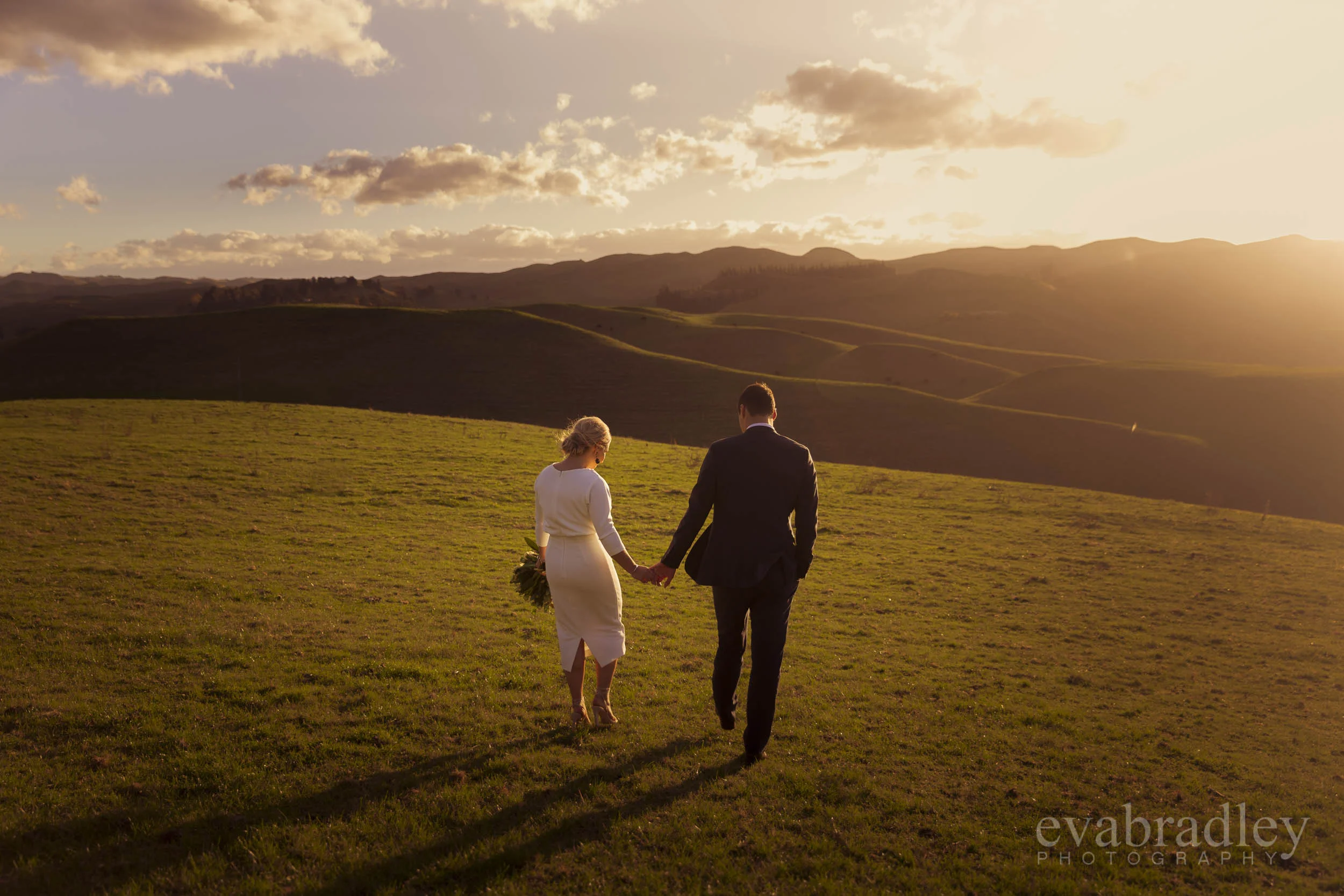 Sarah & Zac, Glenalvon country wedding
