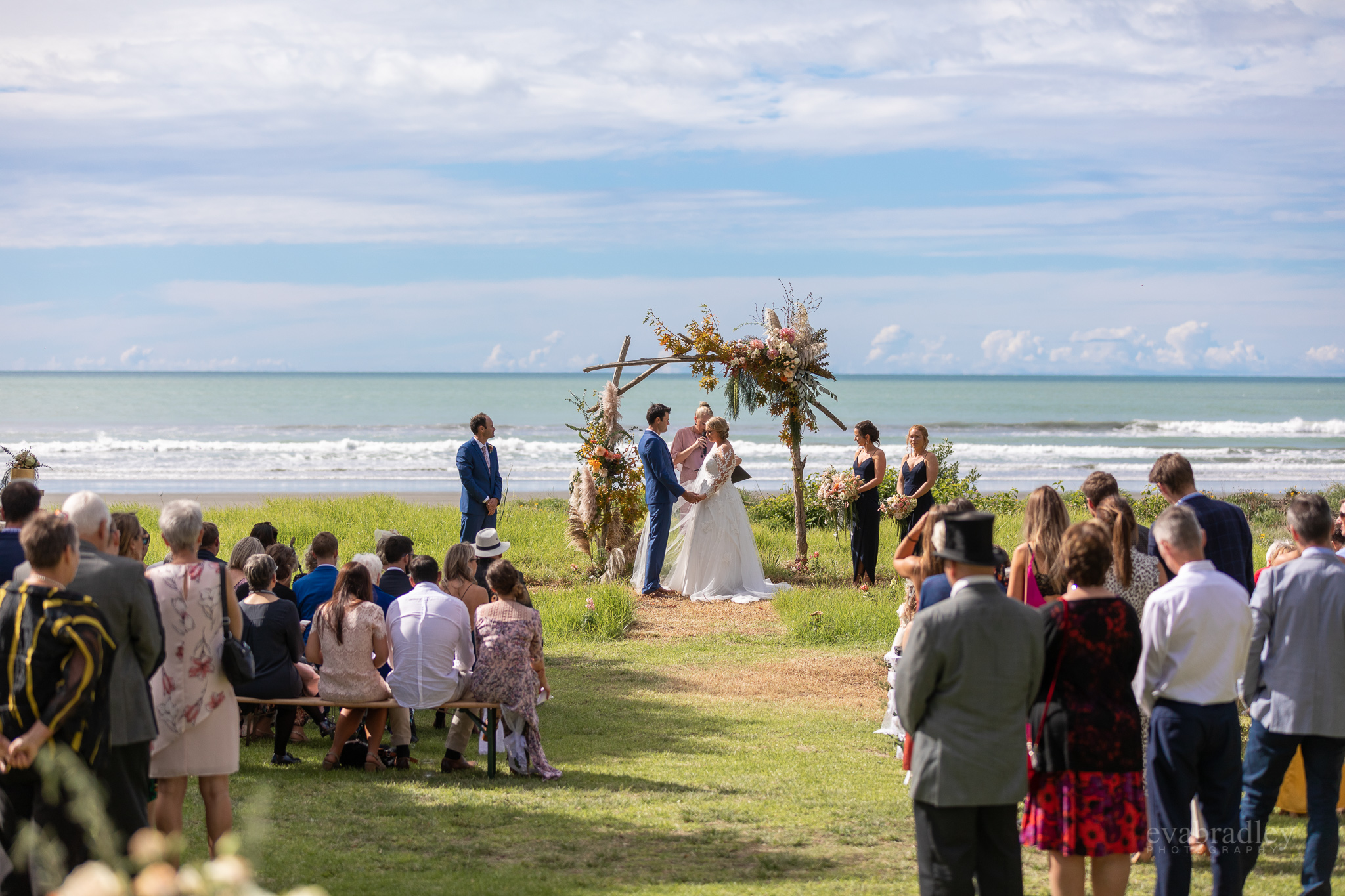 nz-beach-wedding