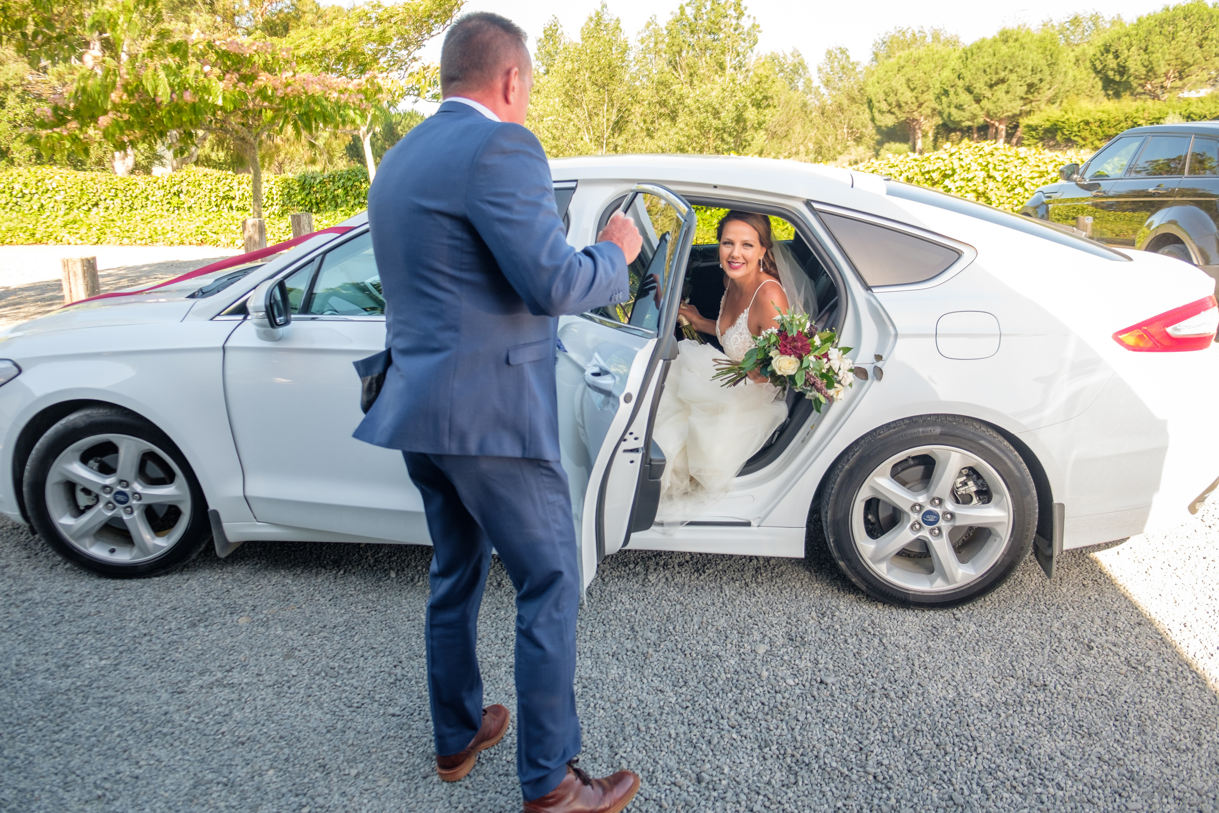 black-barn-winery-wedding