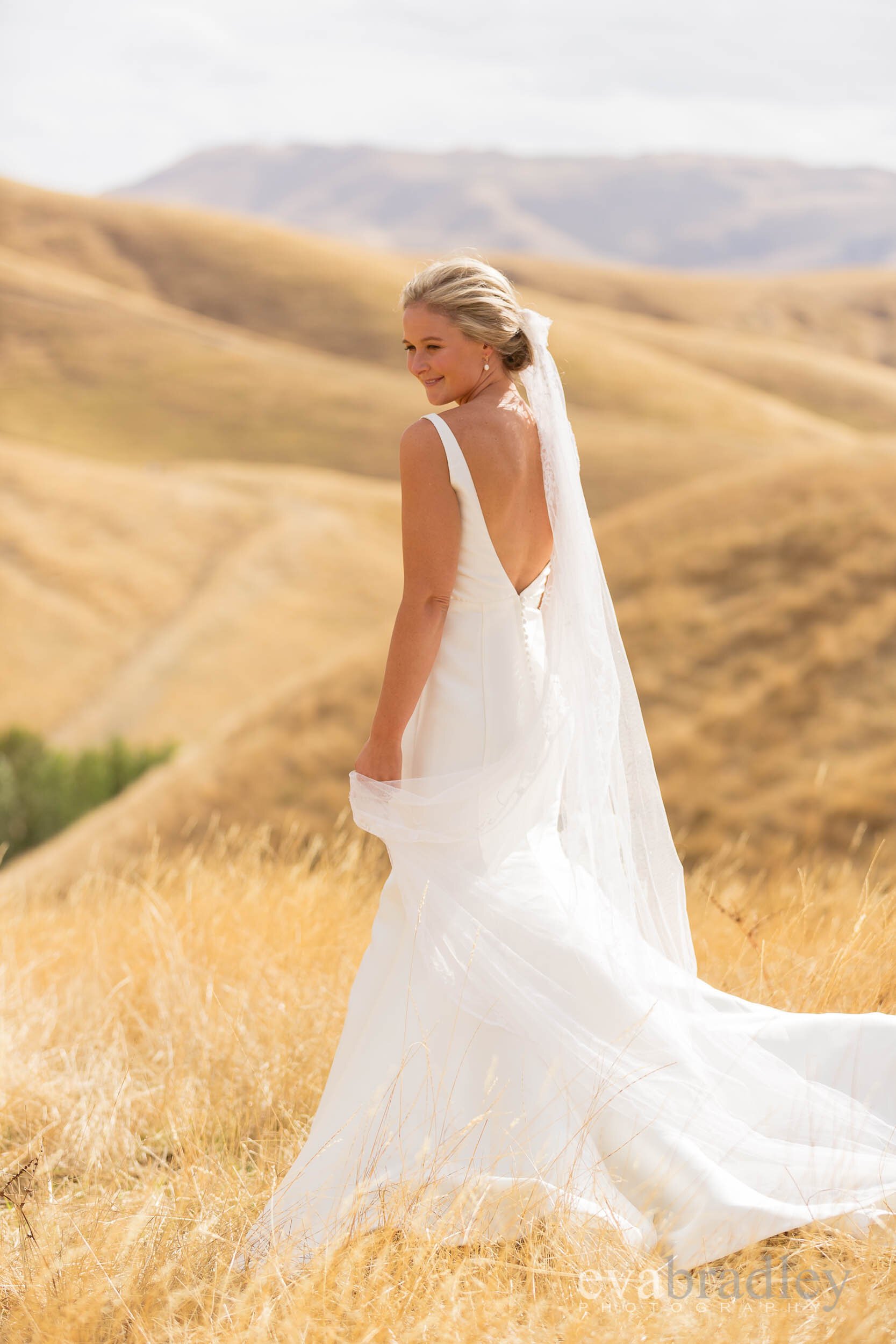 Hawke's Bay Garden Wedding - by Hawke's Bay photographer, Eva Bradley ...