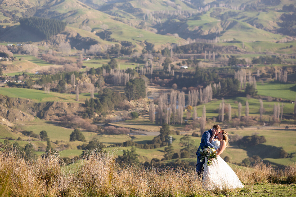 Hawkes-bay-wedding-photographer-reviews