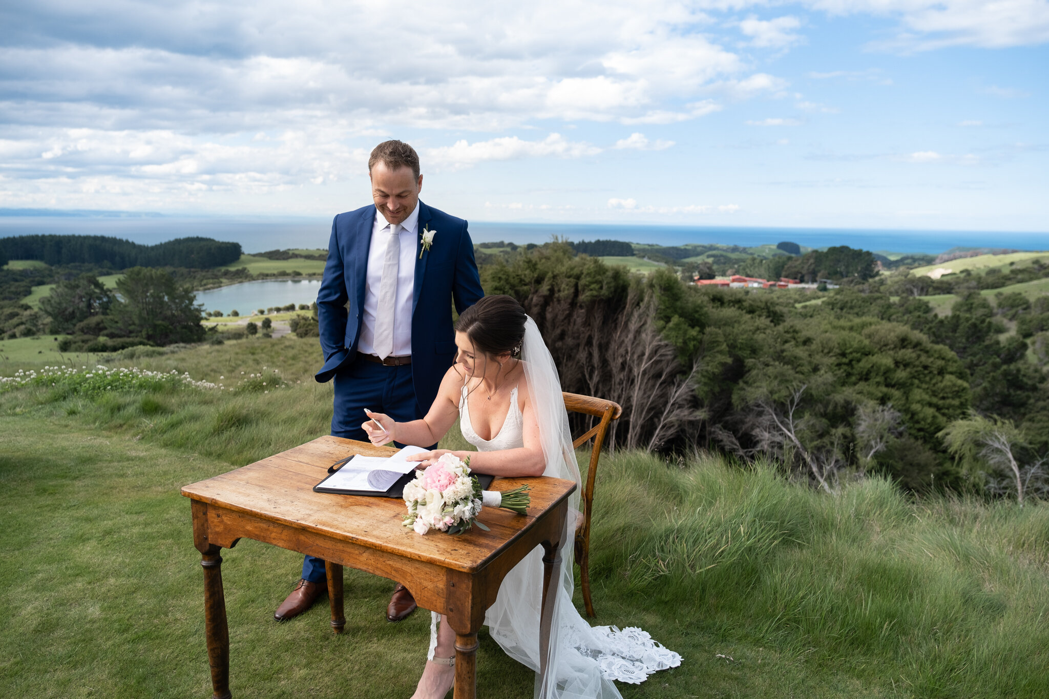 wedding photographer eva bradley hawkes bay