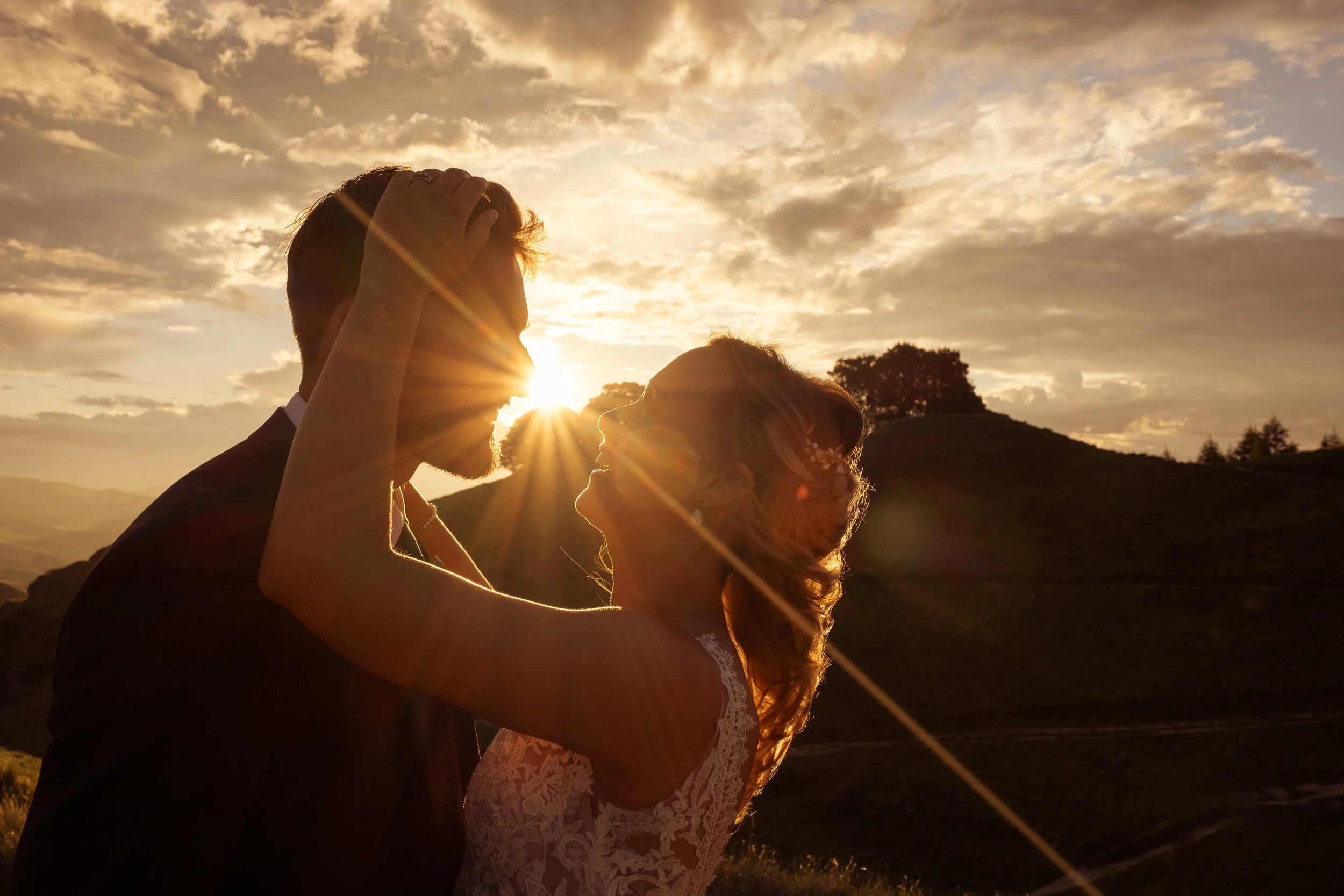 wedding photos at te mata peak