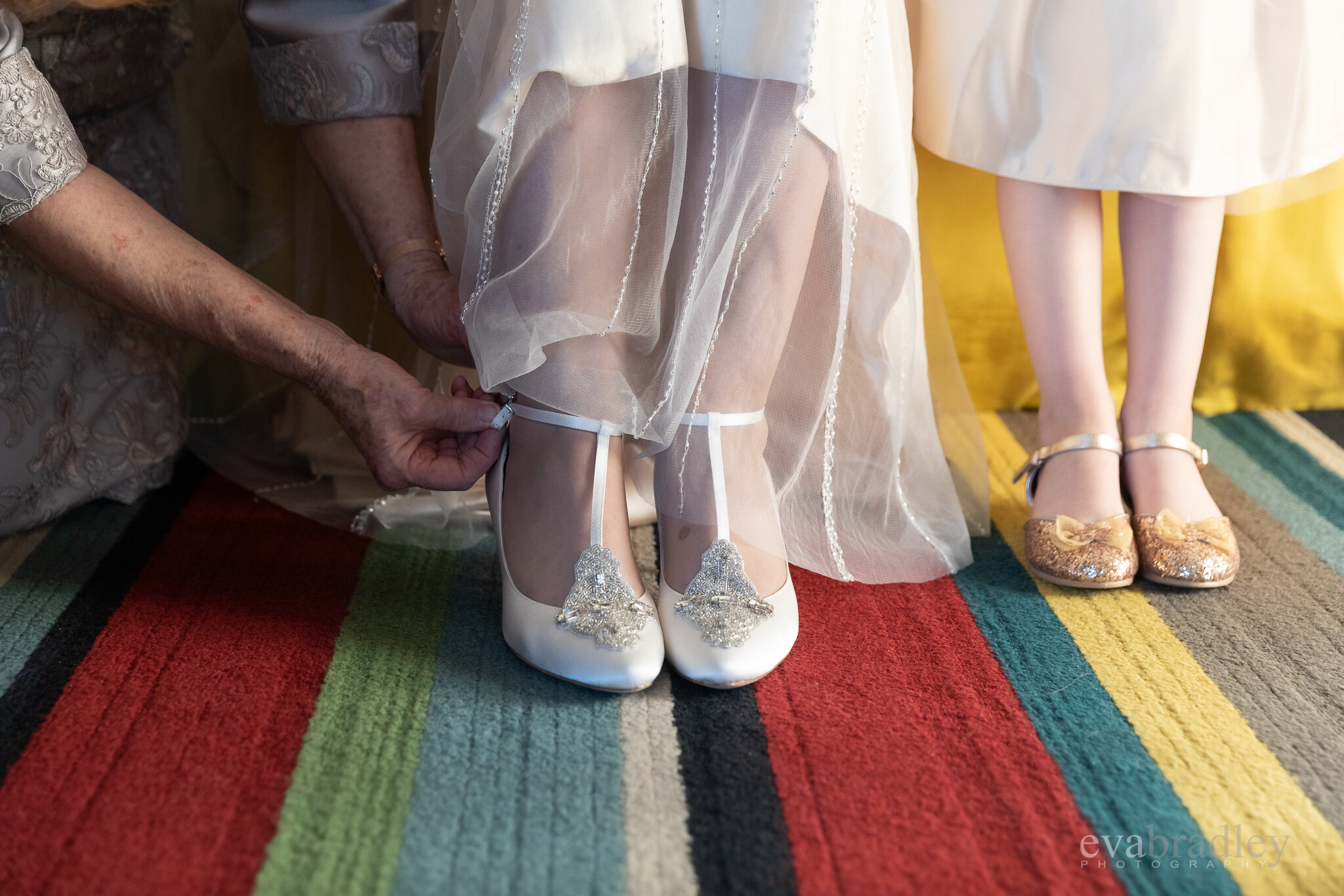 art-deco-wedding-shoes-napier-photographer