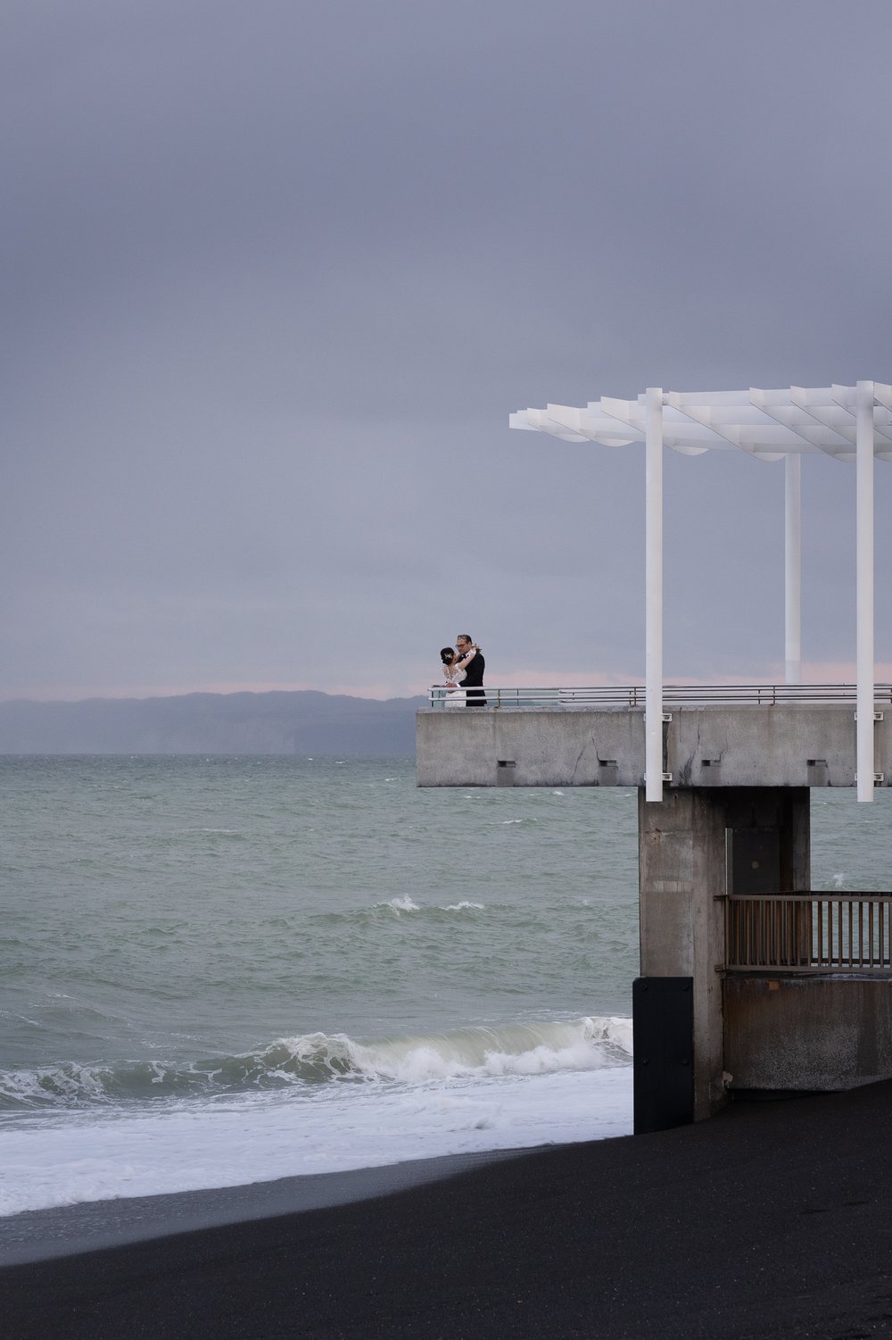 hawkes-bay-wedding-photographers-napier-pier