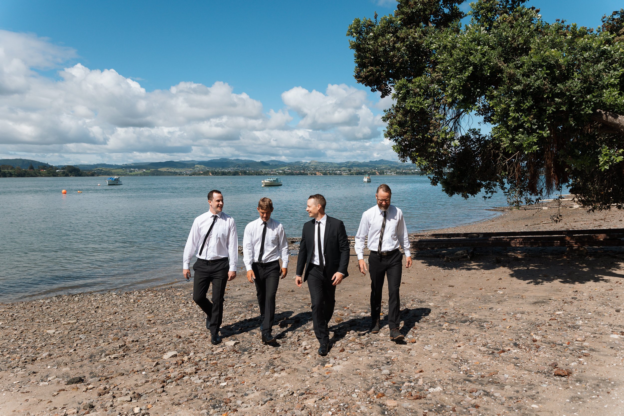 groomsmen-at-hawkes-bay-wedding-venues