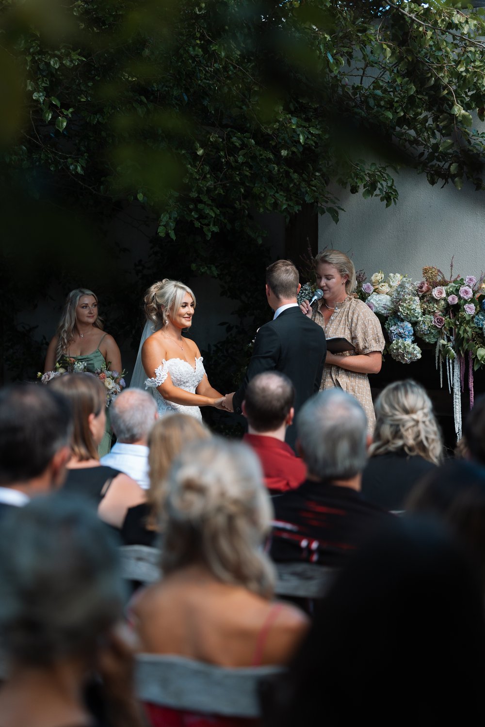 ceremony-at-hawkes-bay-wedding-venues