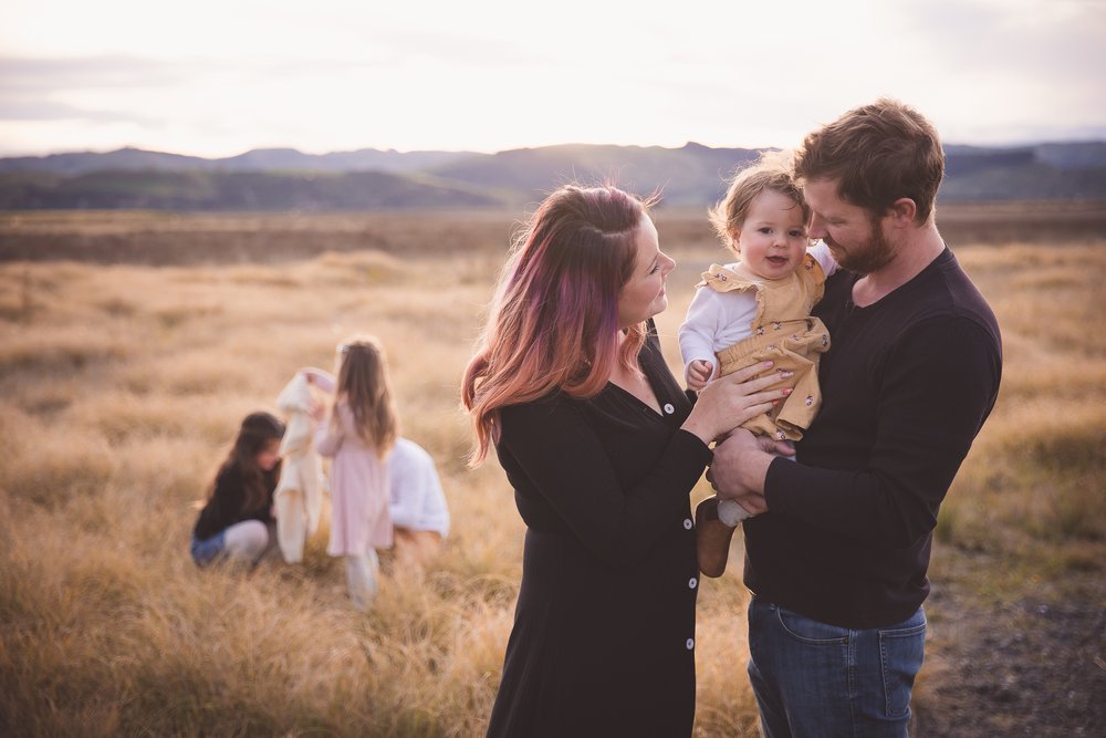 parents-with-baby-hawkes-bay-photographer