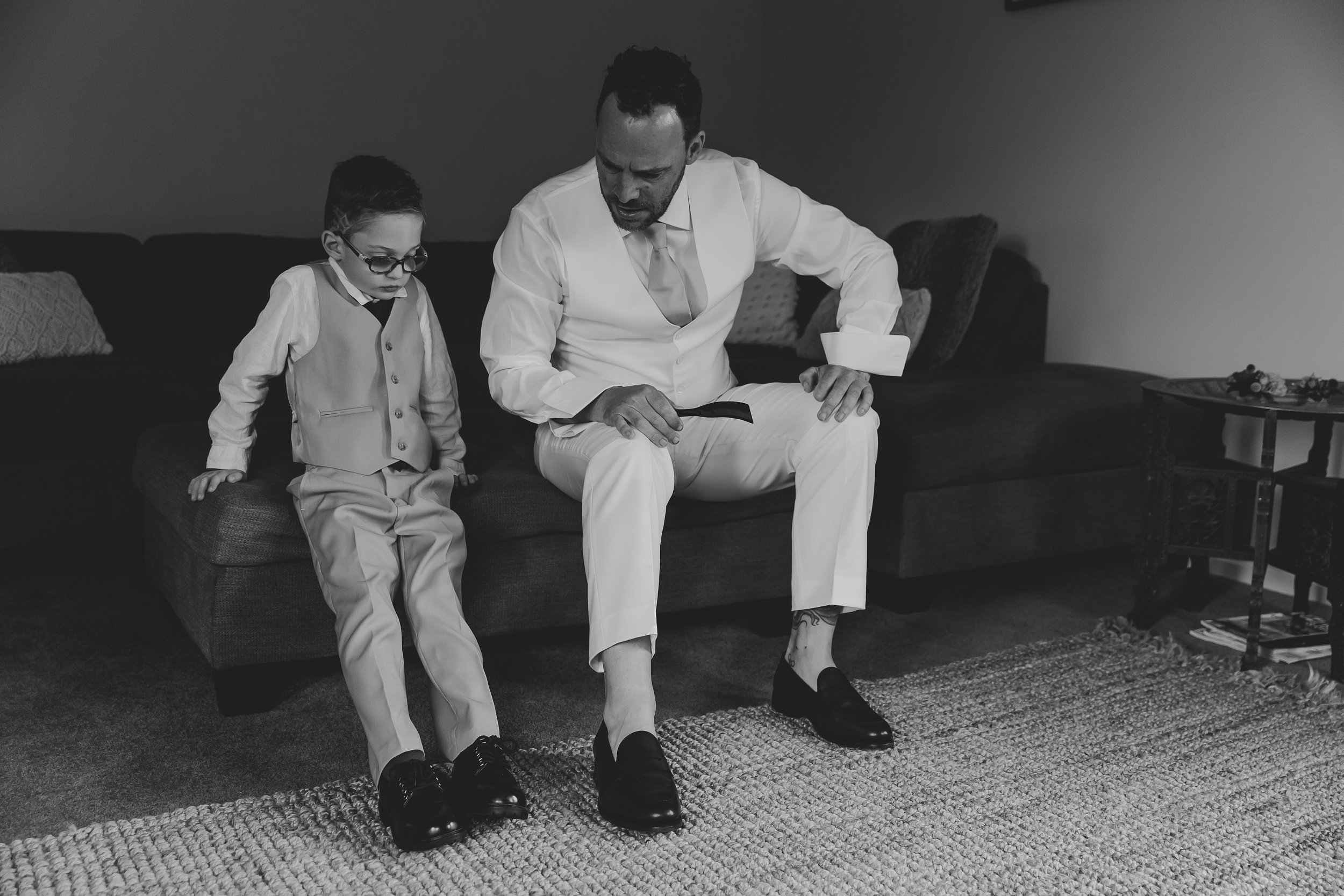 groom-getting-dressed-hawkes-bay-photographer