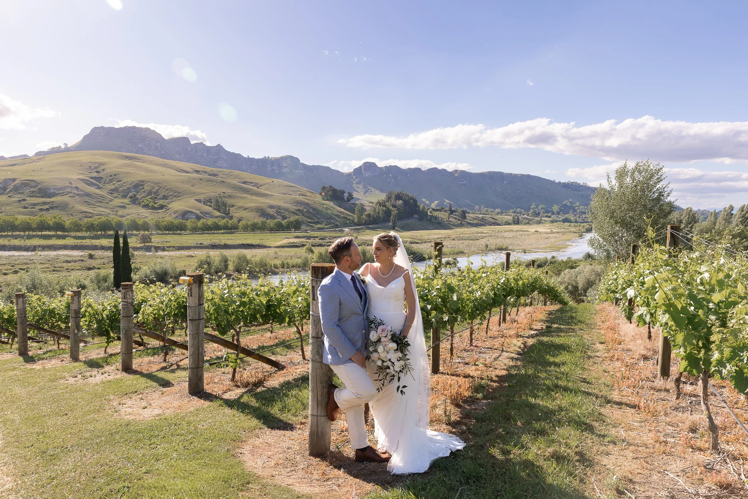 wedding-photos-in-the-tukituki-valley-hawkes-bay