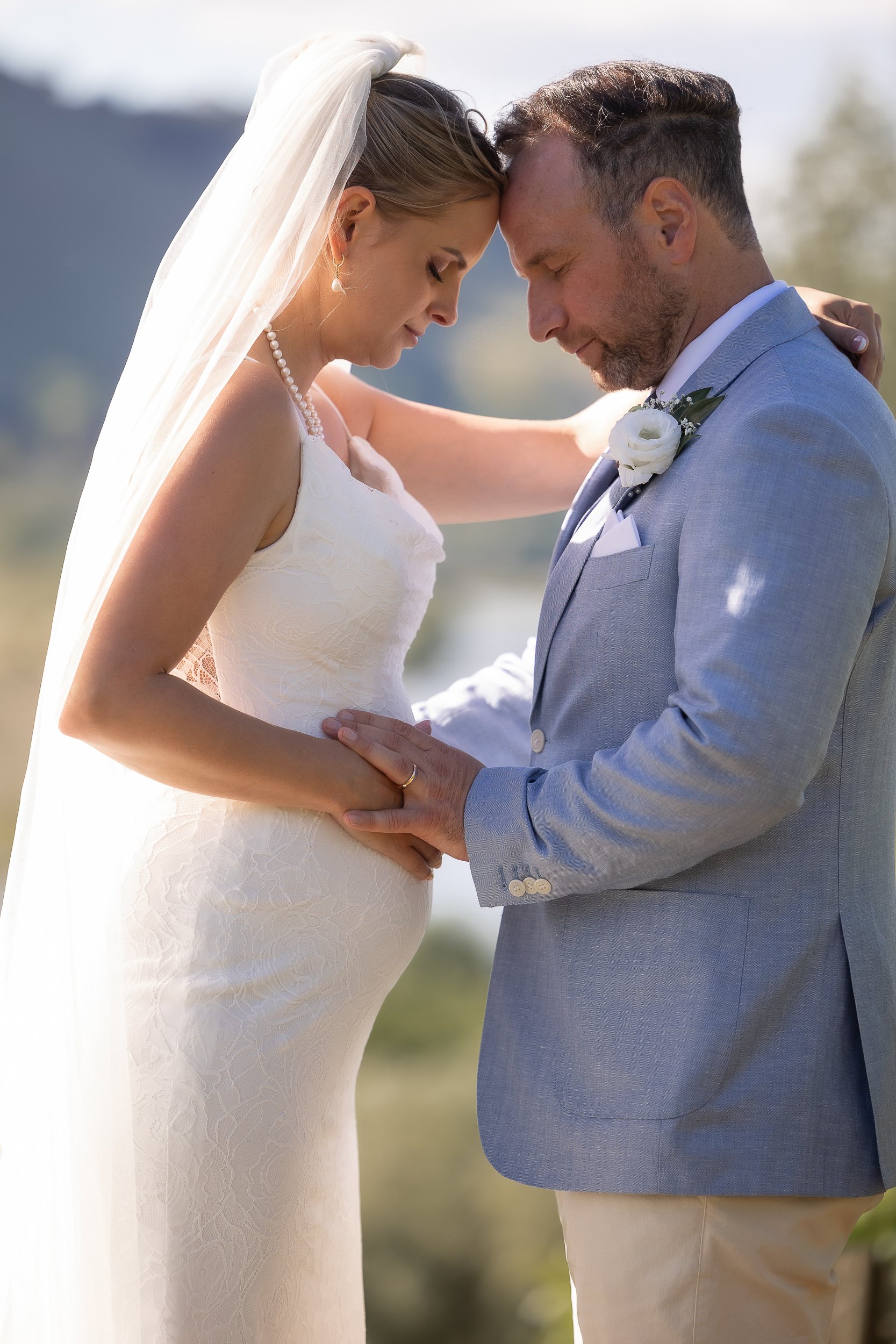 bride-and-groom-at-hawkes-bay-wedding-venue