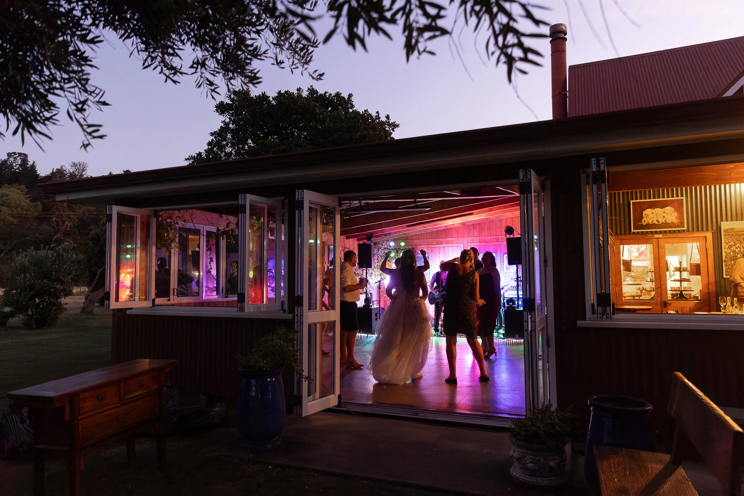 dancing-at-dusk-at-hygge-hawkes-bay-wedding-venue