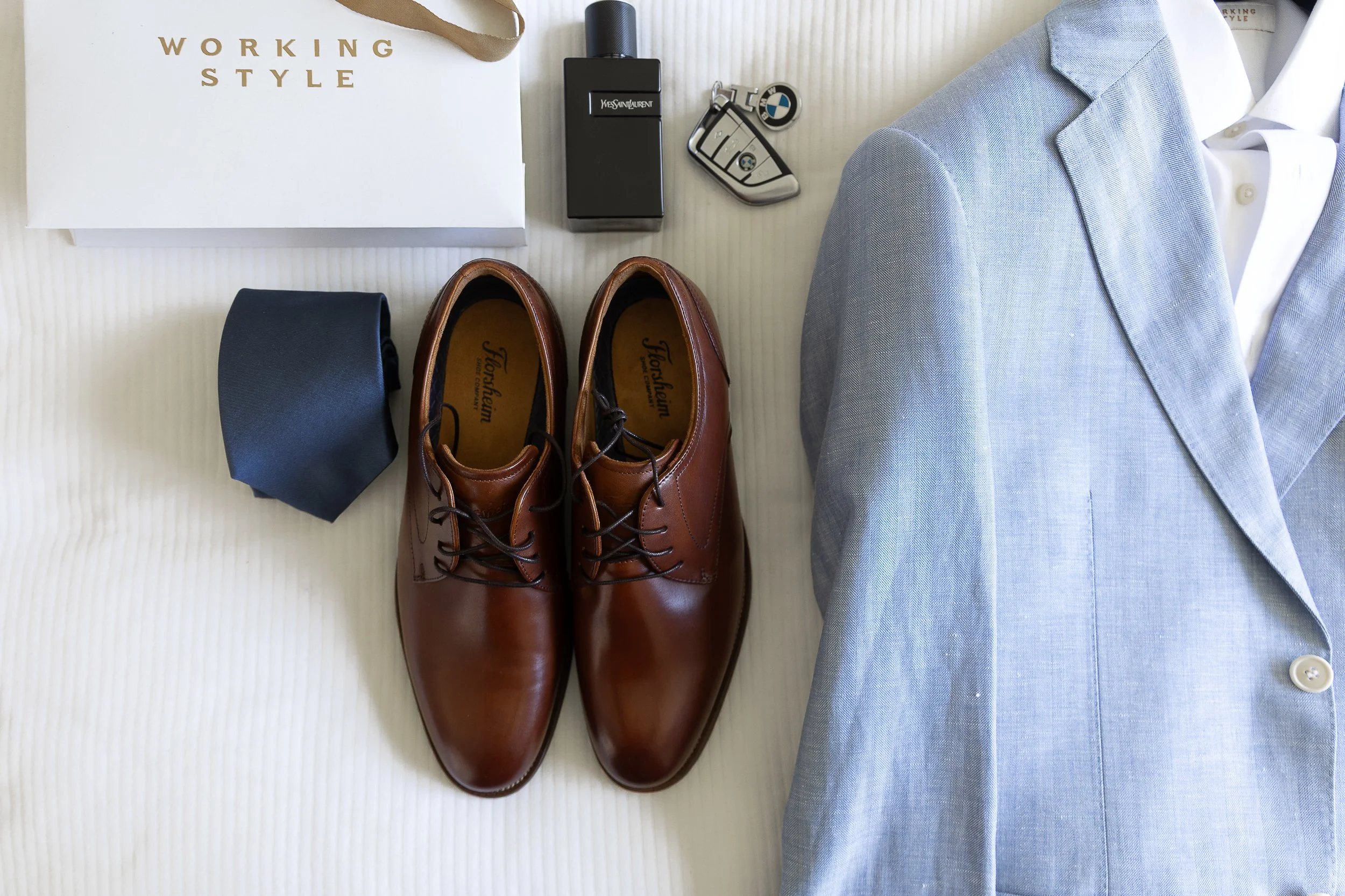flat-lay-groom-accessories
