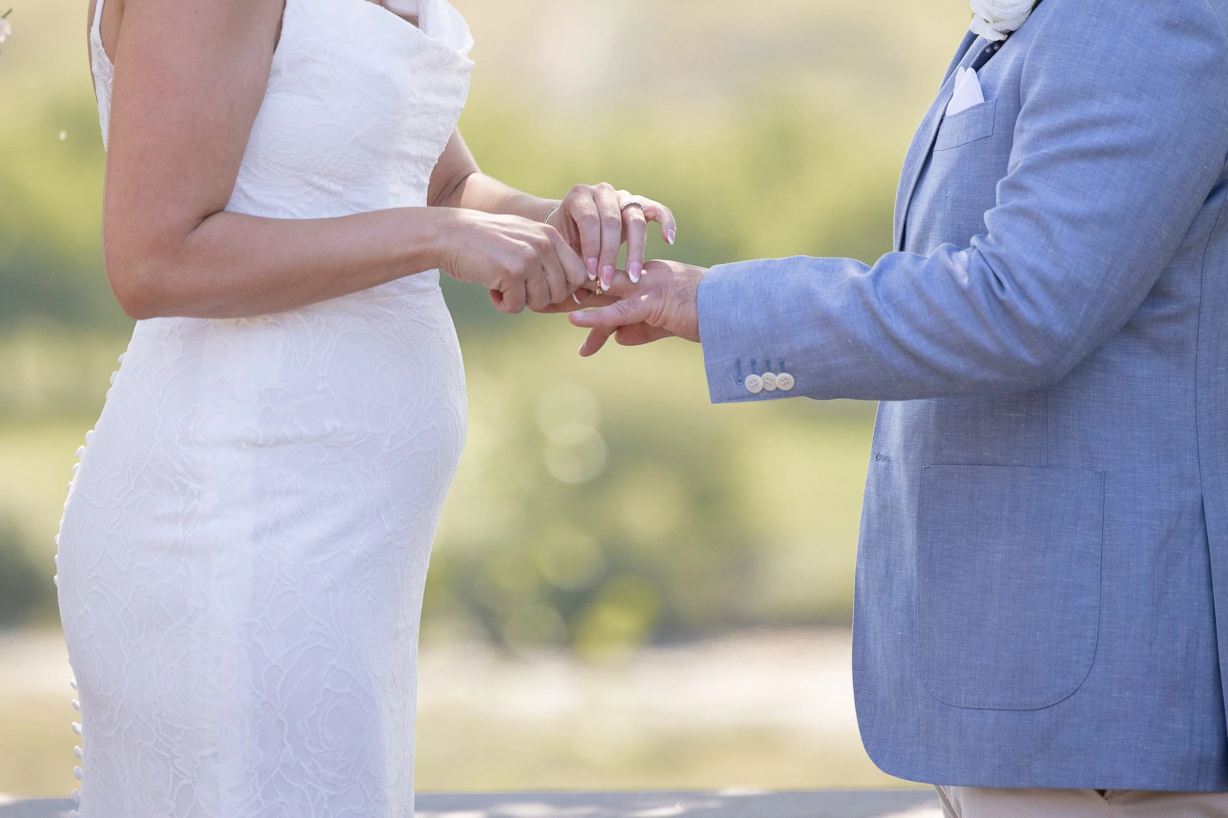 rings-exchanged-at-hawkes-bay-wedding