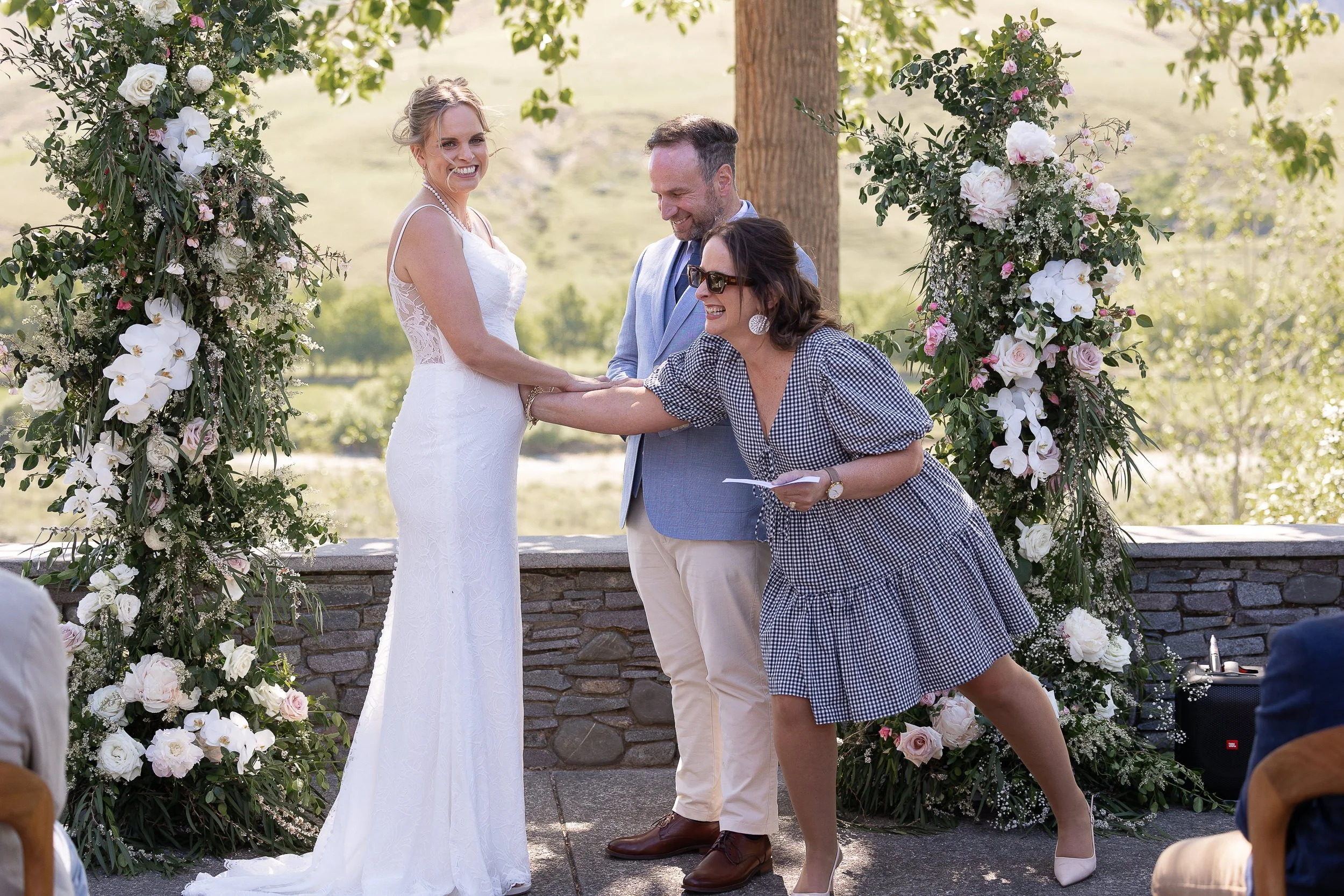 wedding-ceremony-bride-and-groom-hawkes-bay-photographer
