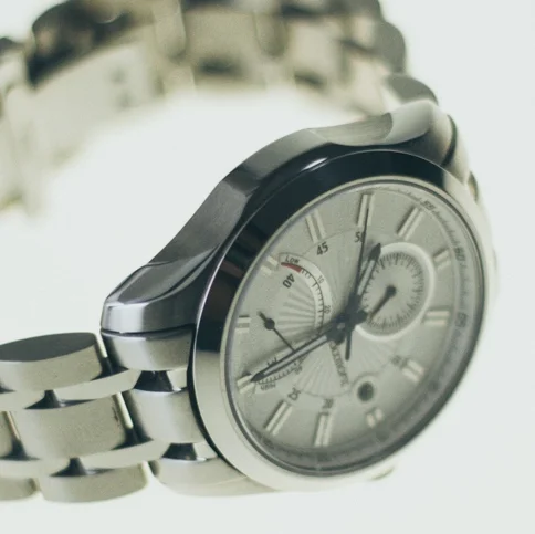 Review: Dixmont Automatic with Date, 24 Hour Display & Power Reserve Indicator