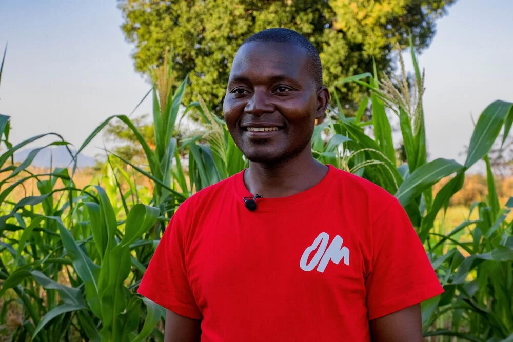 R82414_N_No_restrictions_A_local_man_serving_in_Mozambique_by_Chris_Zuze.jpg