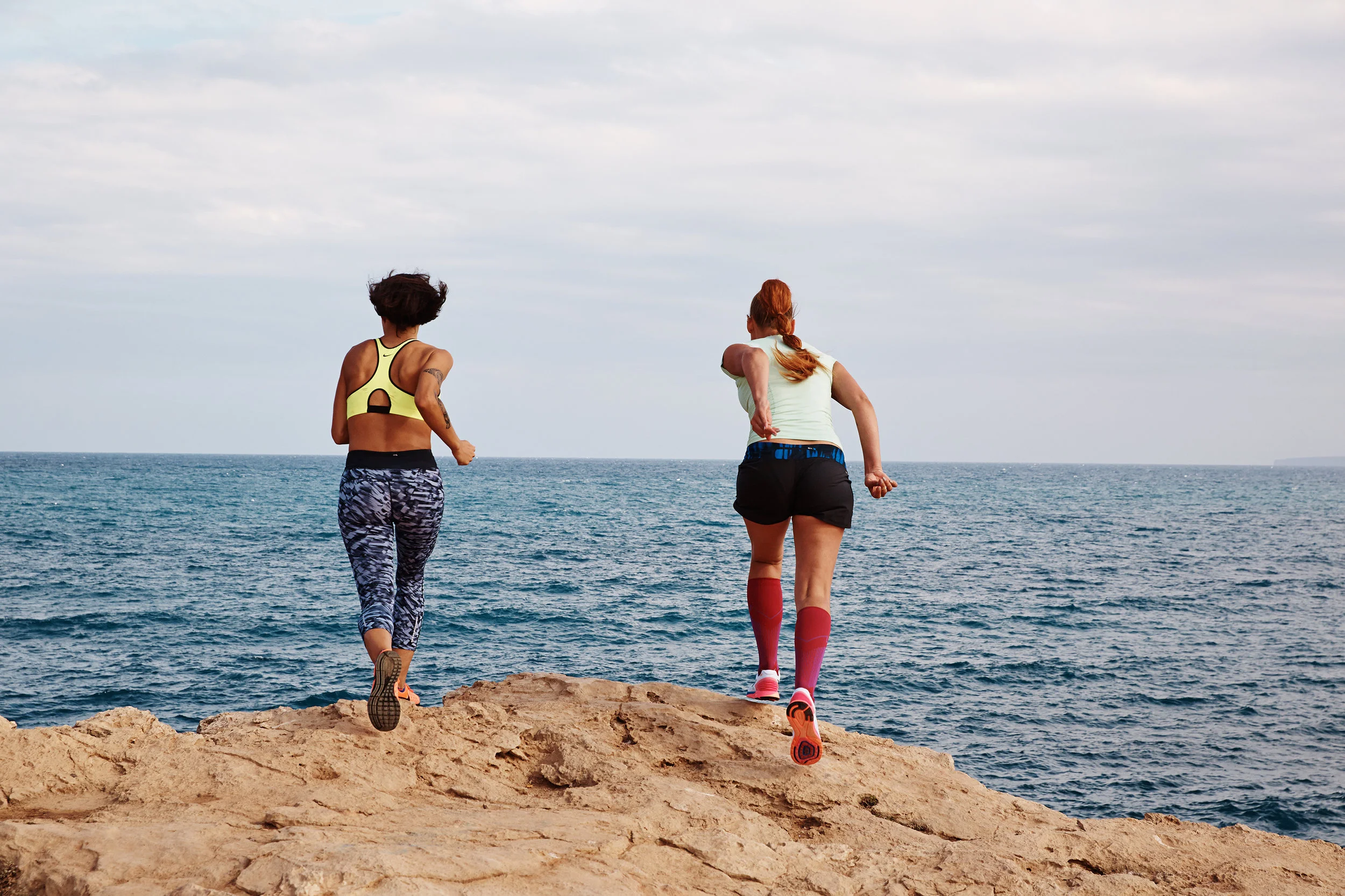 ICONA POP / NIKE