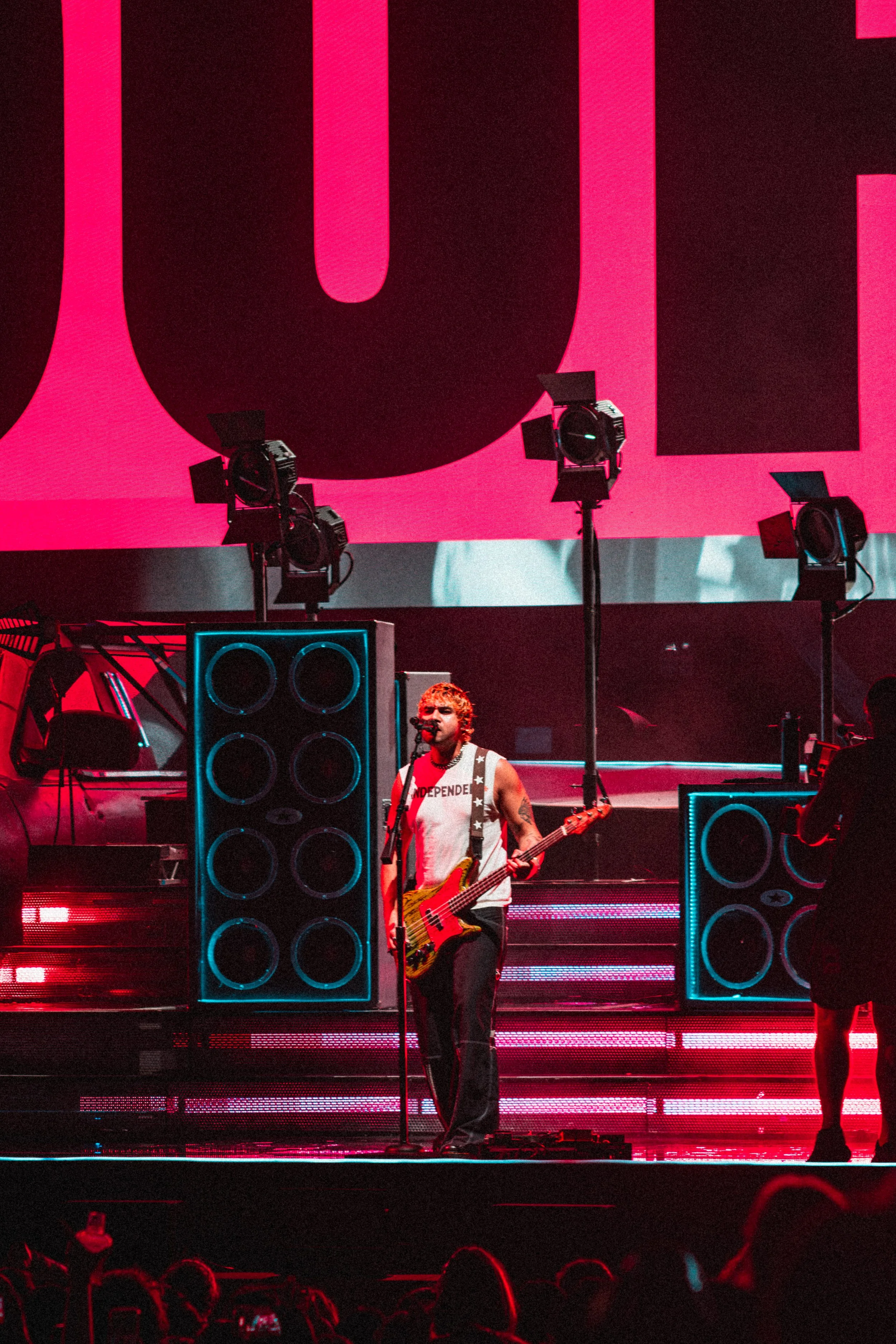5SOS-11.jpg