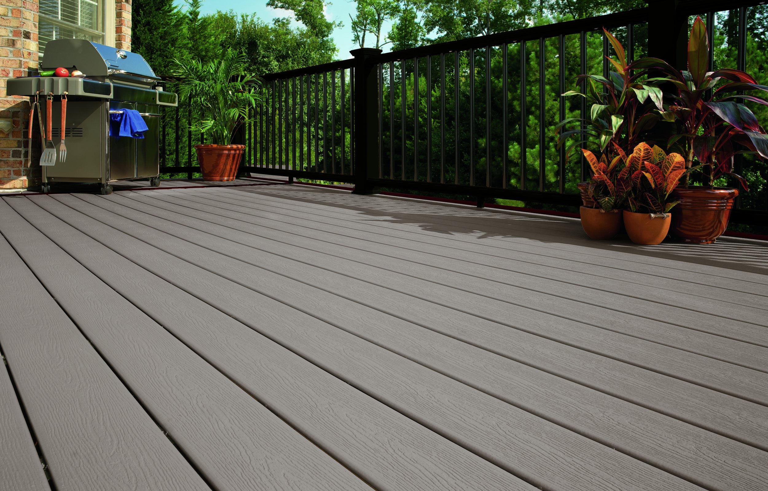 Duralife Composite Decking — K R Wholesale Building Materials