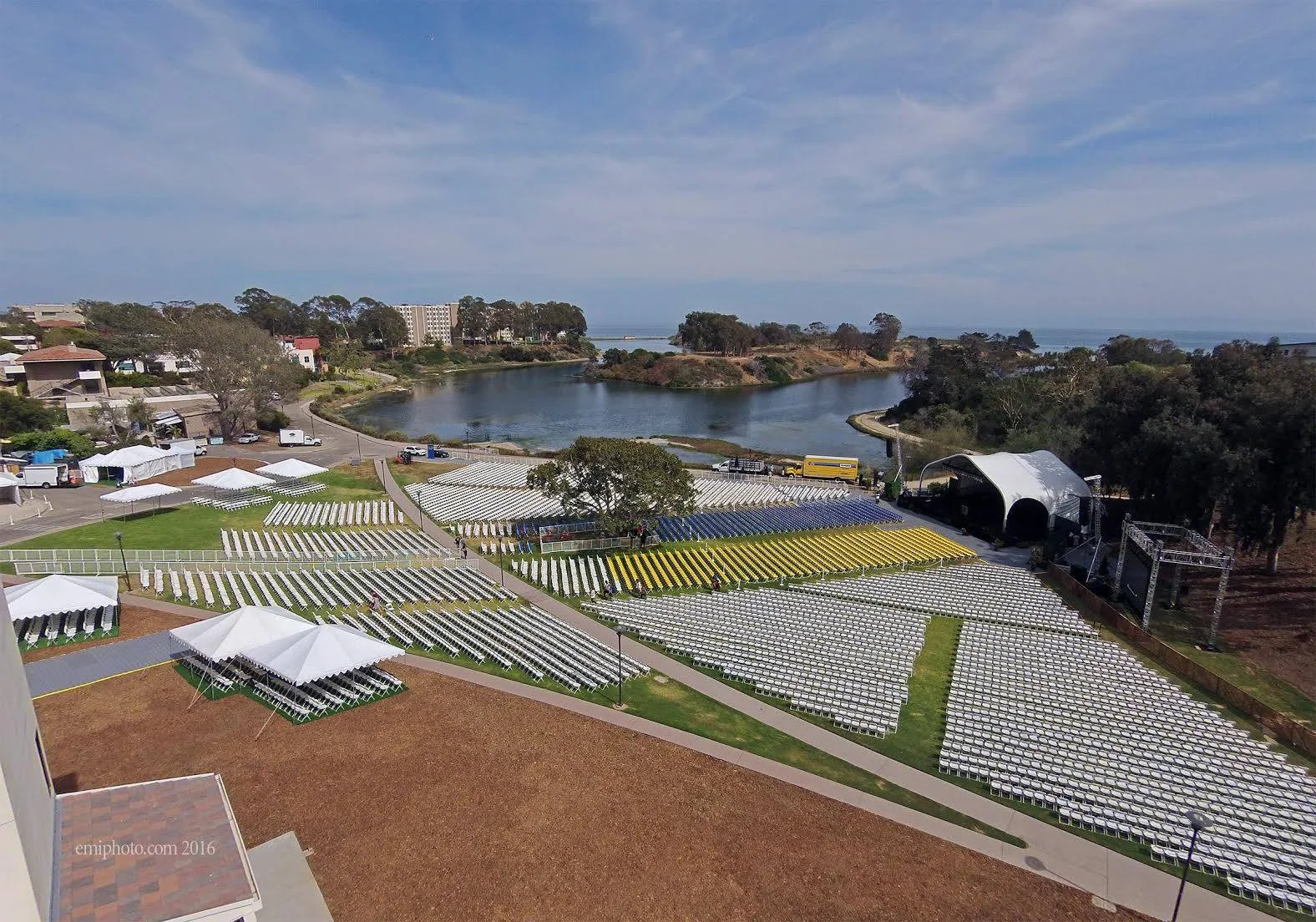 Commencement 2016 overhead photo%5b1%5d.jpg
