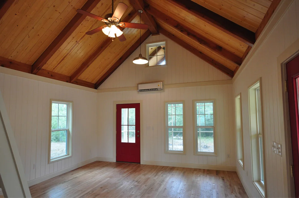 Kanga Cottage Cabin 16x40 MOS35.jpg